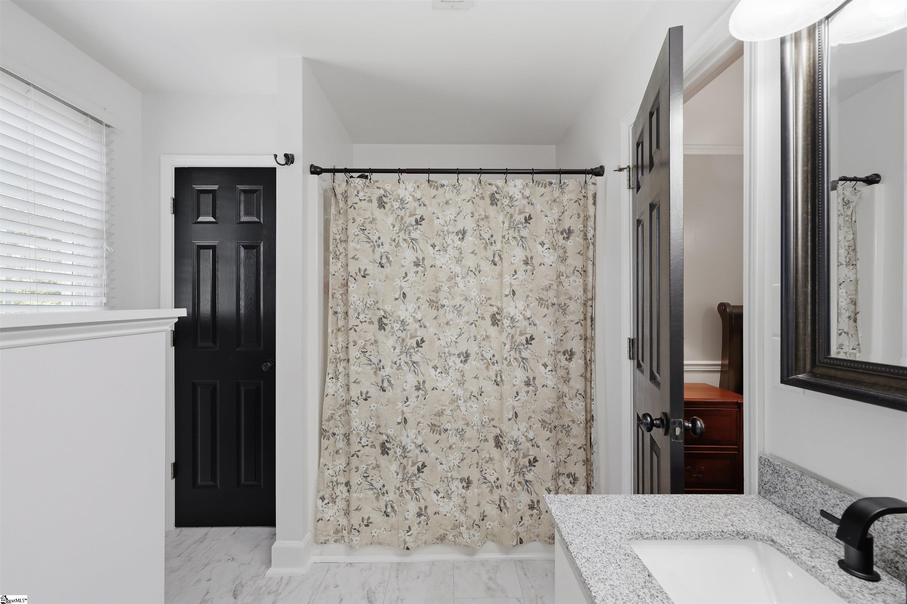 19 Chantilly Rue Court Property Photo 25