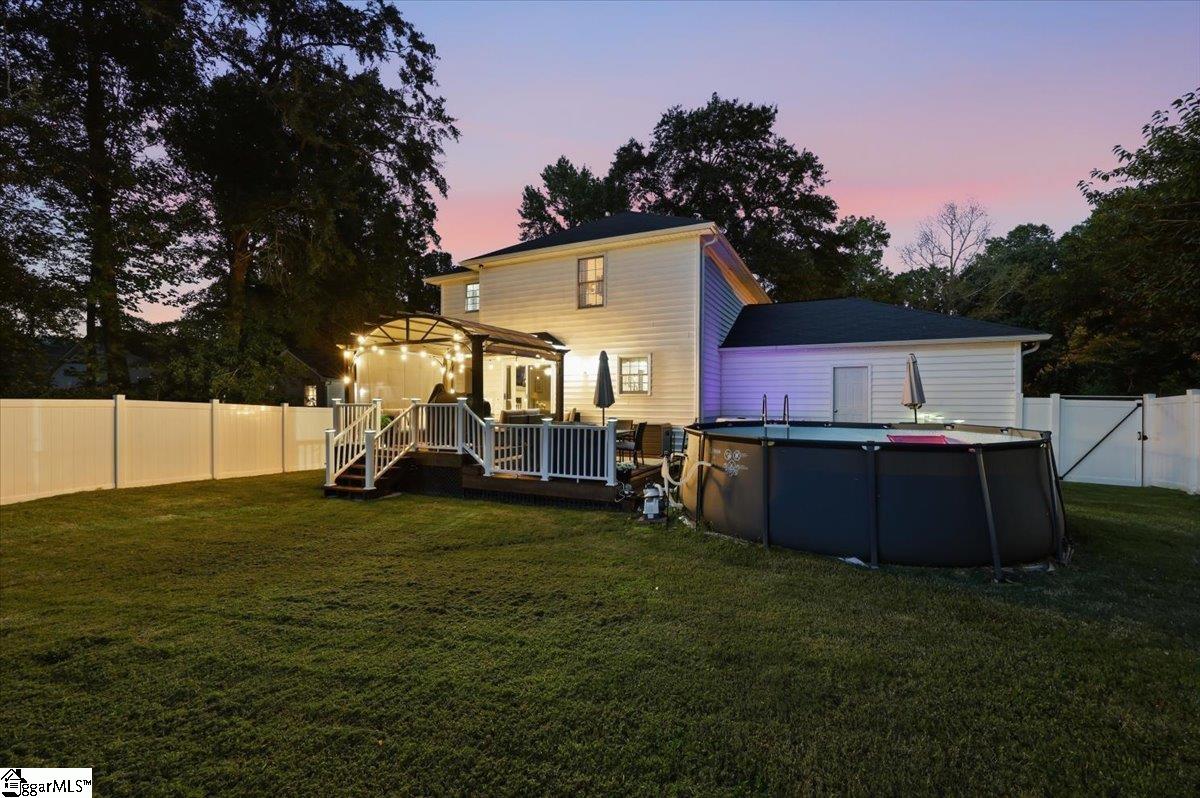 19 Chantilly Rue Court Property Photo 34