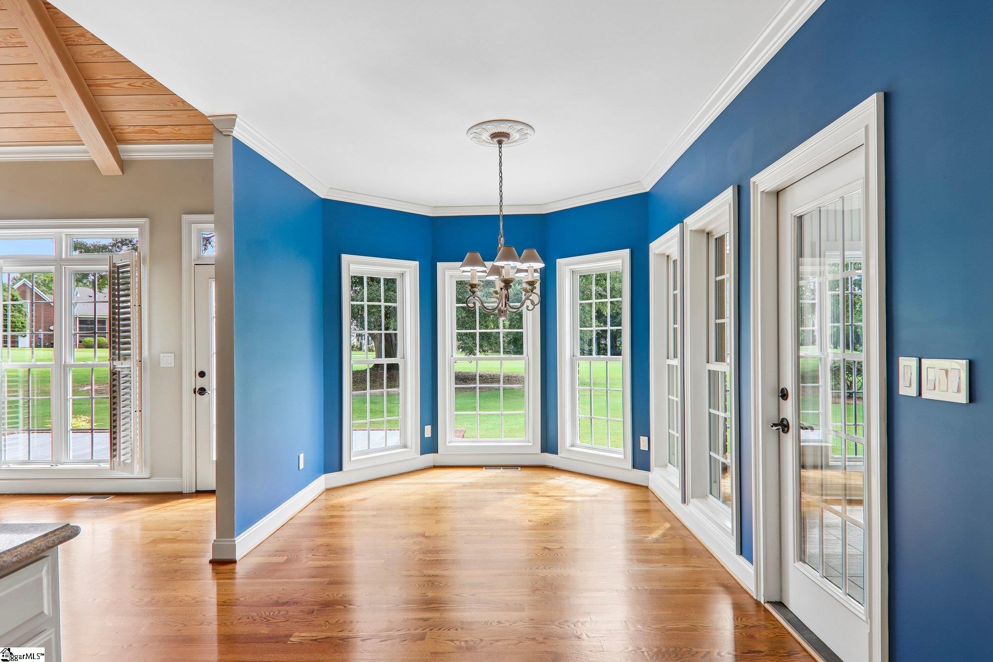 203 Sunningdale Drive Property Photo 17