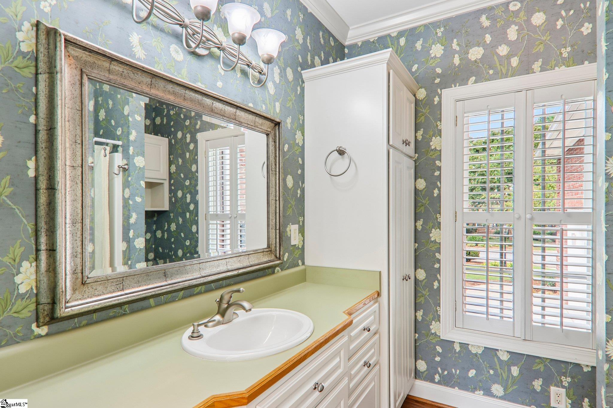 203 Sunningdale Drive Property Photo 21