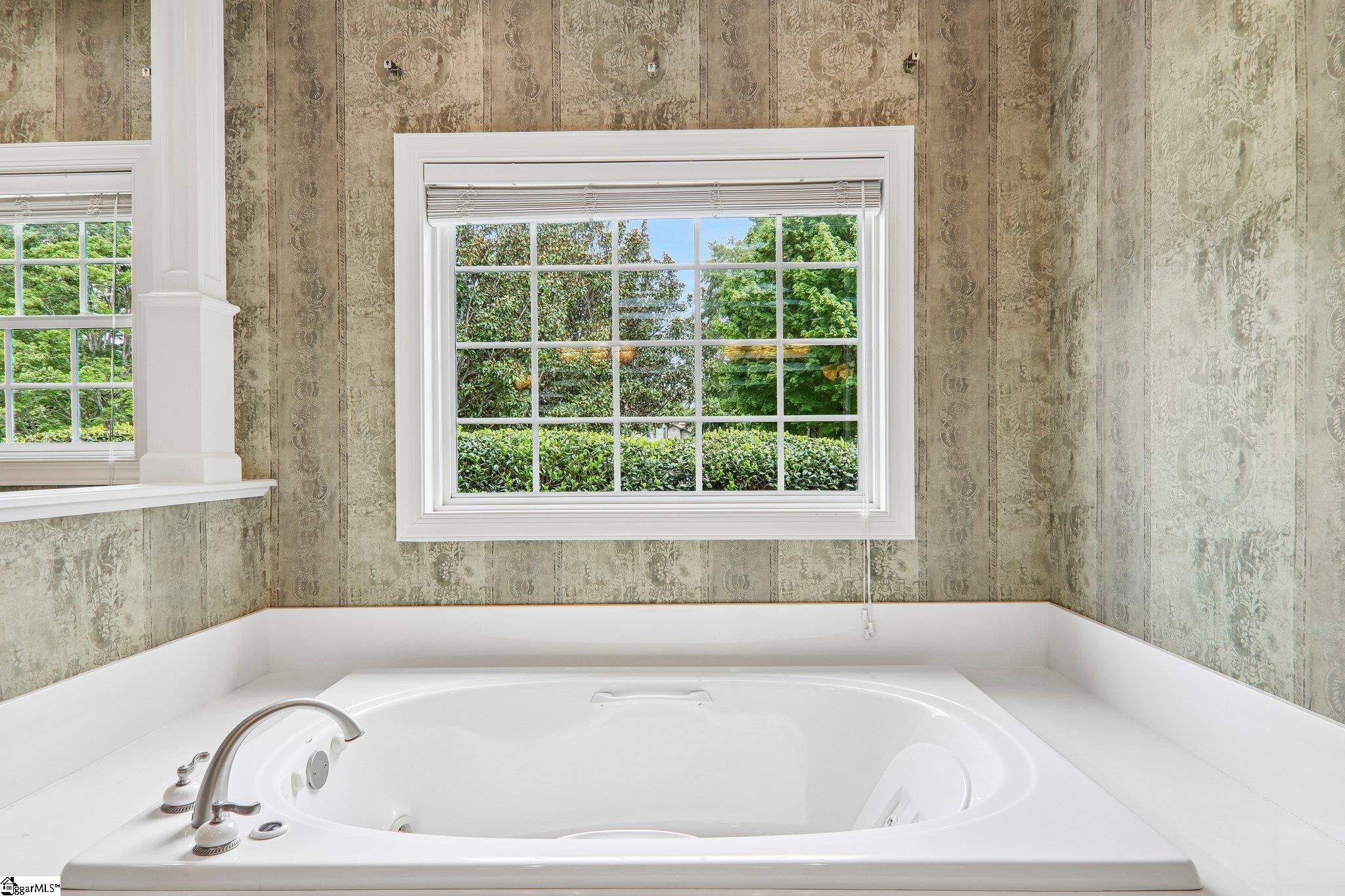 203 Sunningdale Drive Property Photo 31
