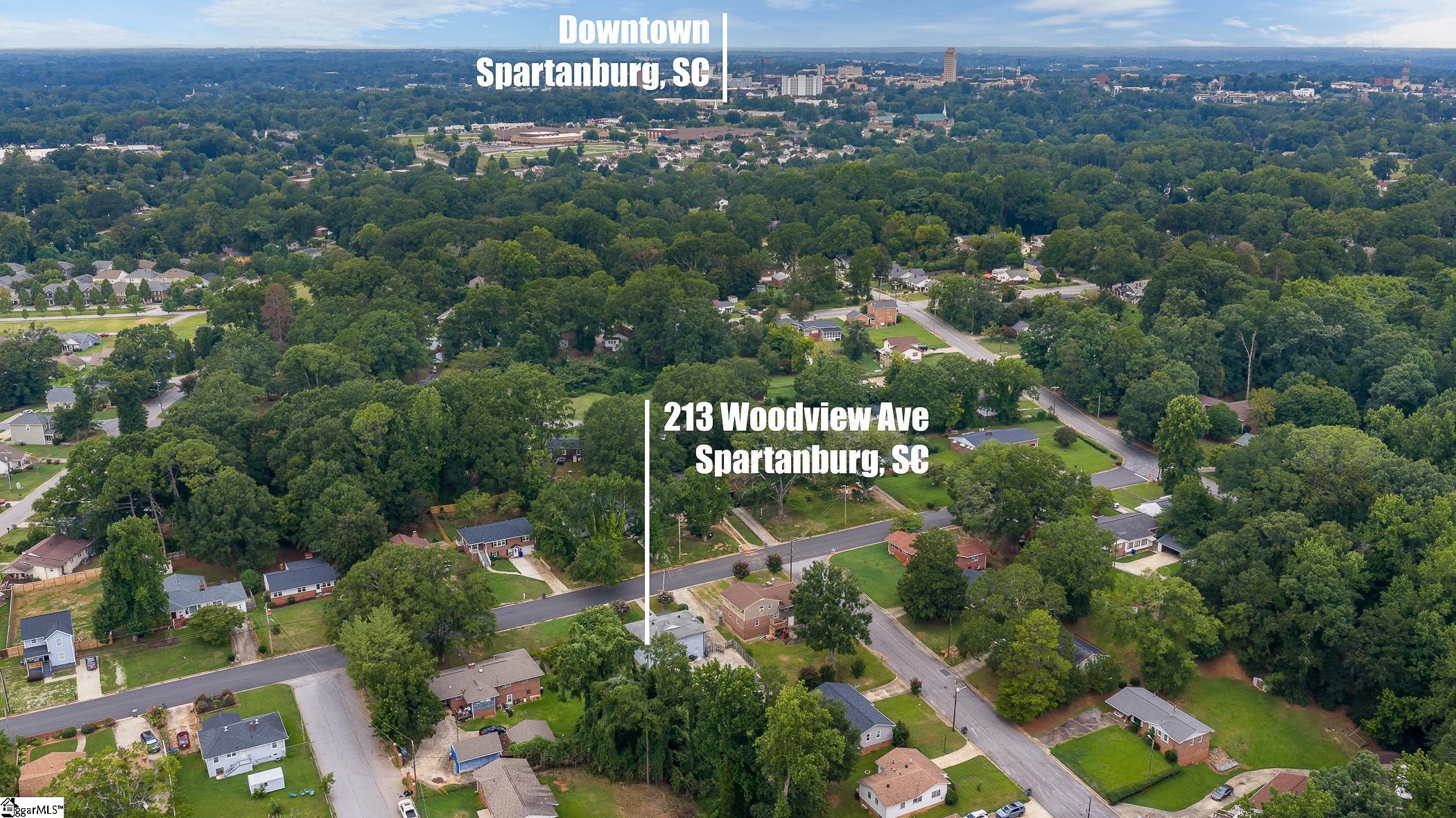 213 Woodview Avenue Property Photo 24