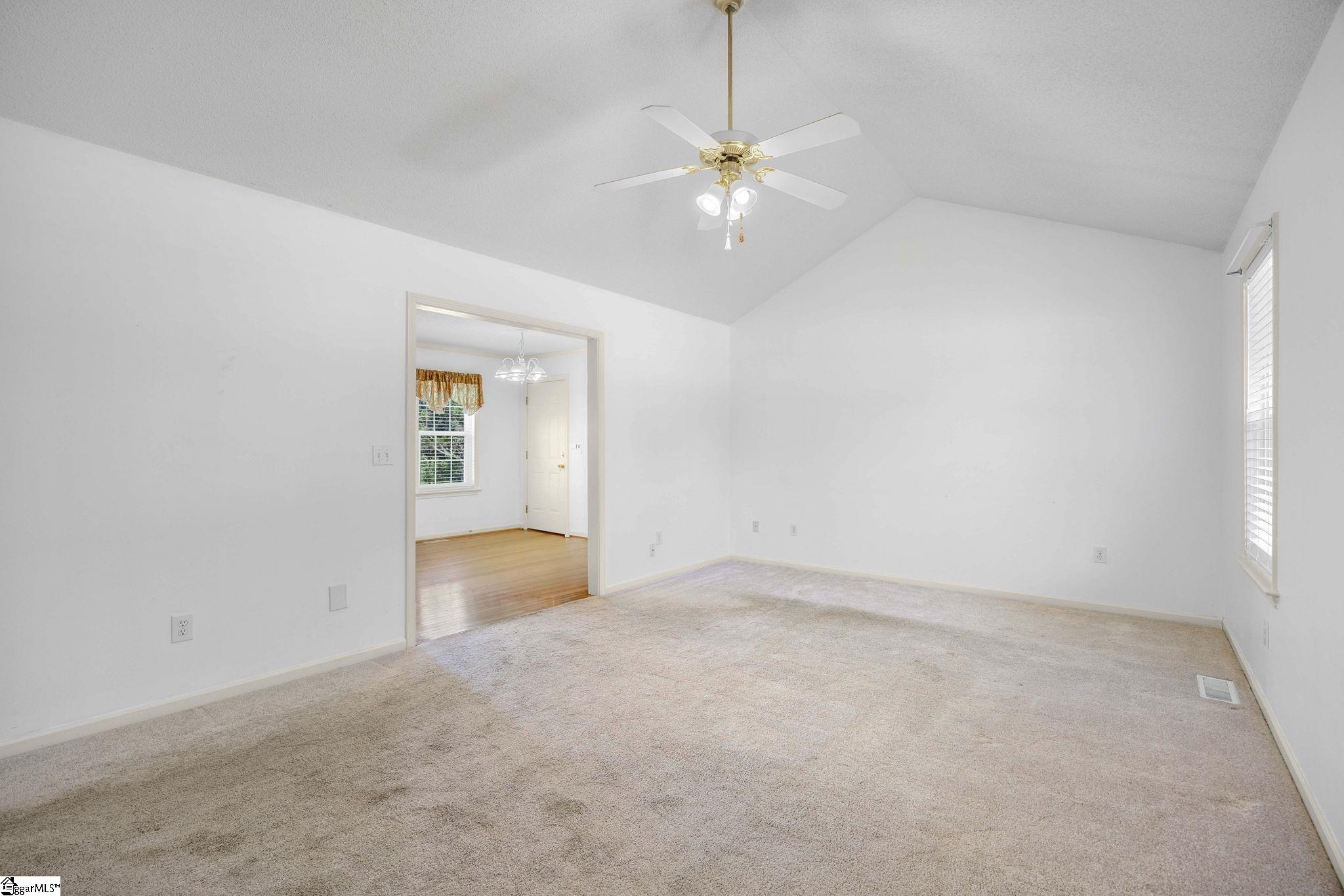 40 Pine Ridge Road Property Photo 6
