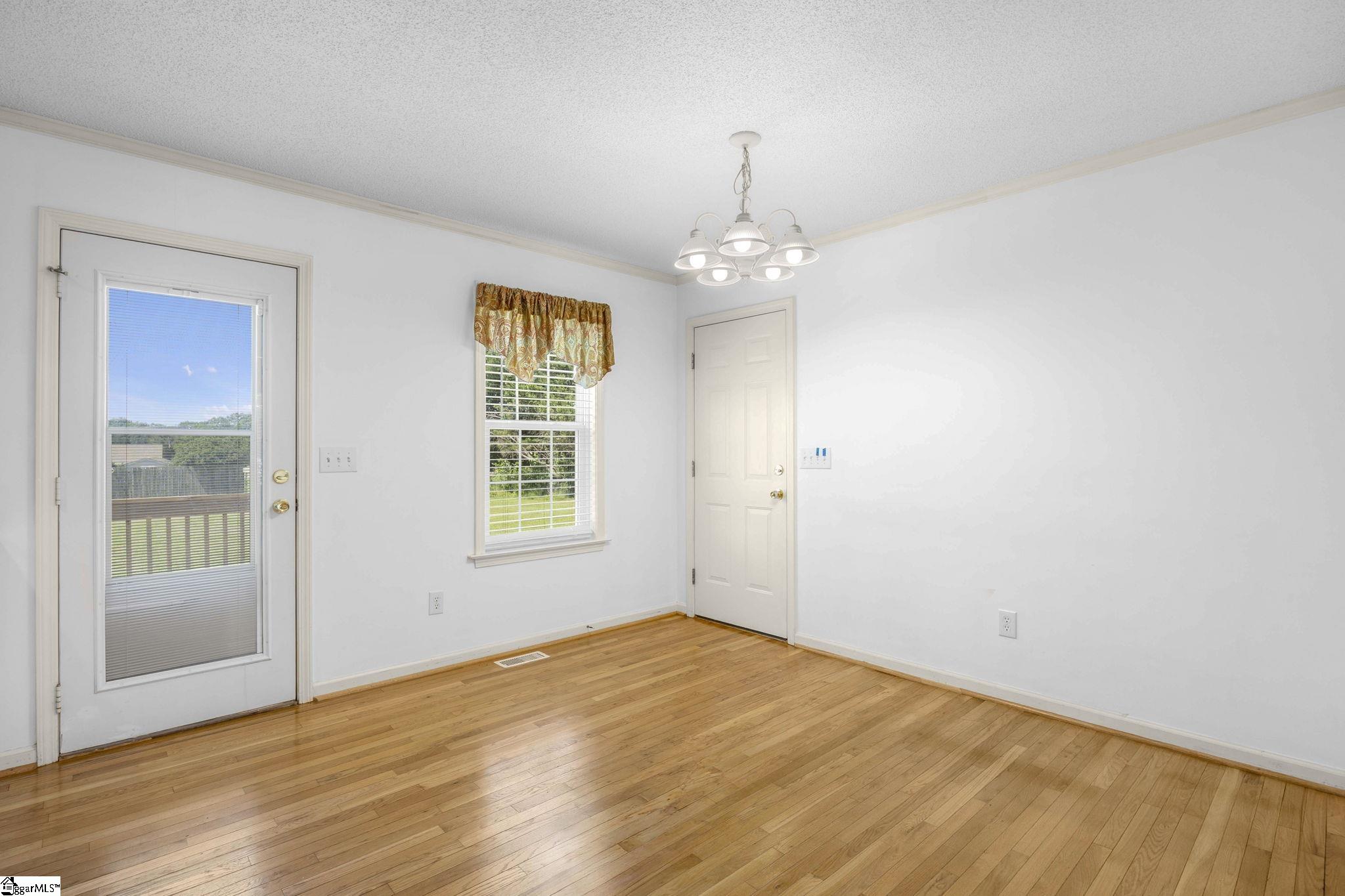 40 Pine Ridge Road Property Photo 13