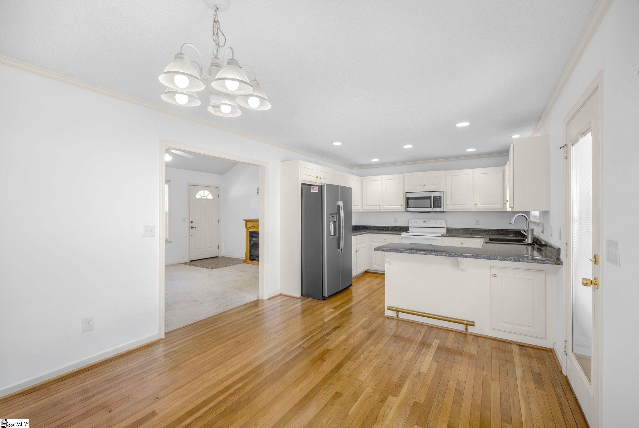 40 Pine Ridge Road Property Photo 14