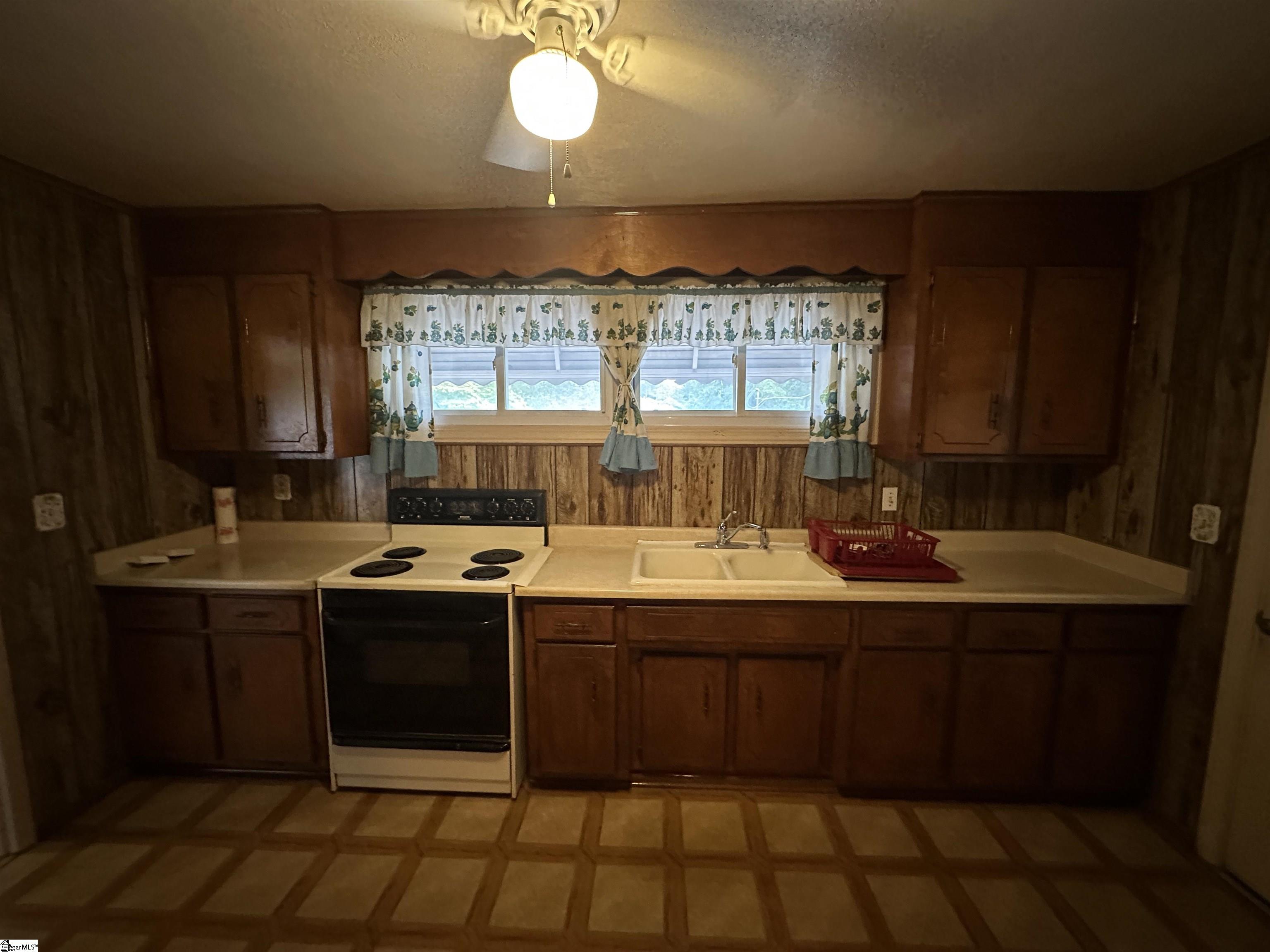 9 Woodmont Circle Property Photo 7