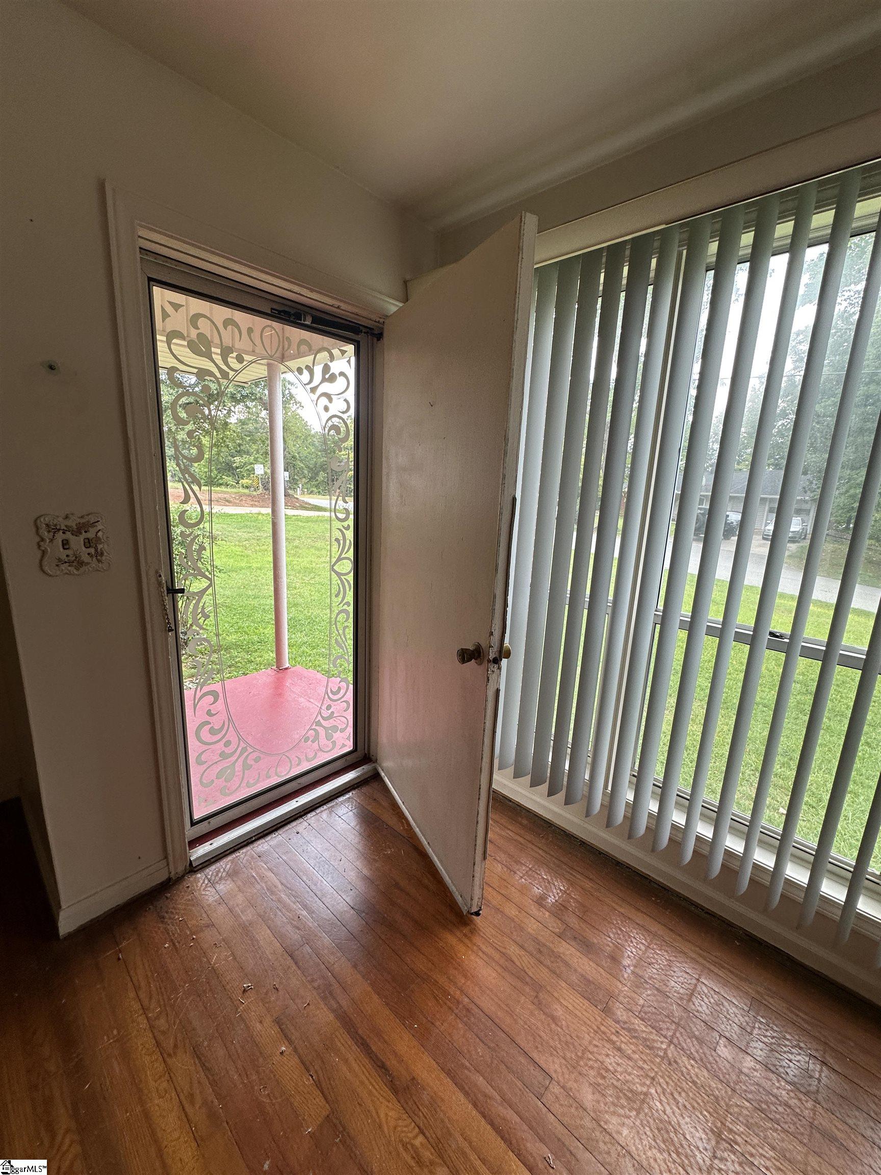 9 Woodmont Circle Property Photo 16