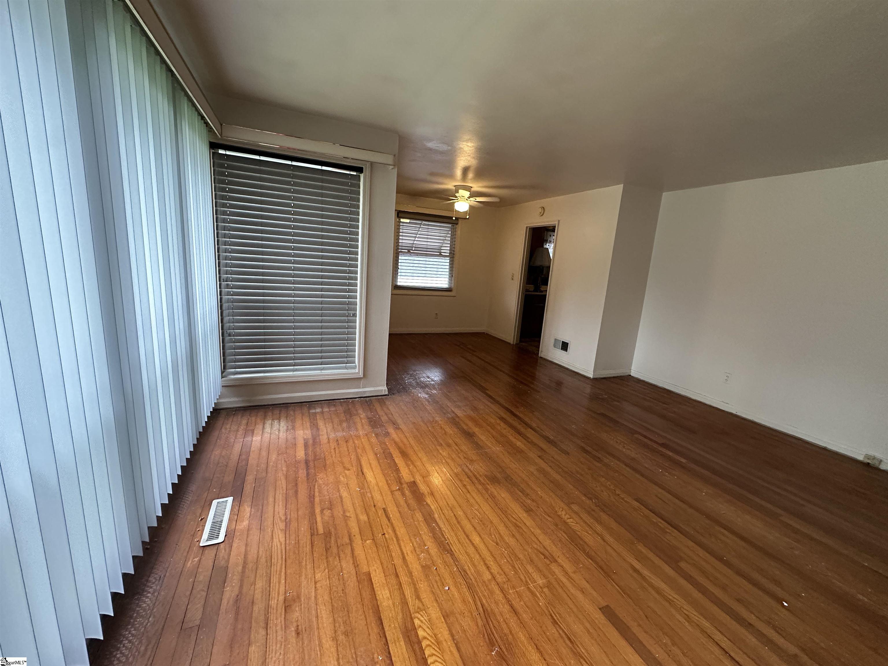 9 Woodmont Circle Property Photo 17