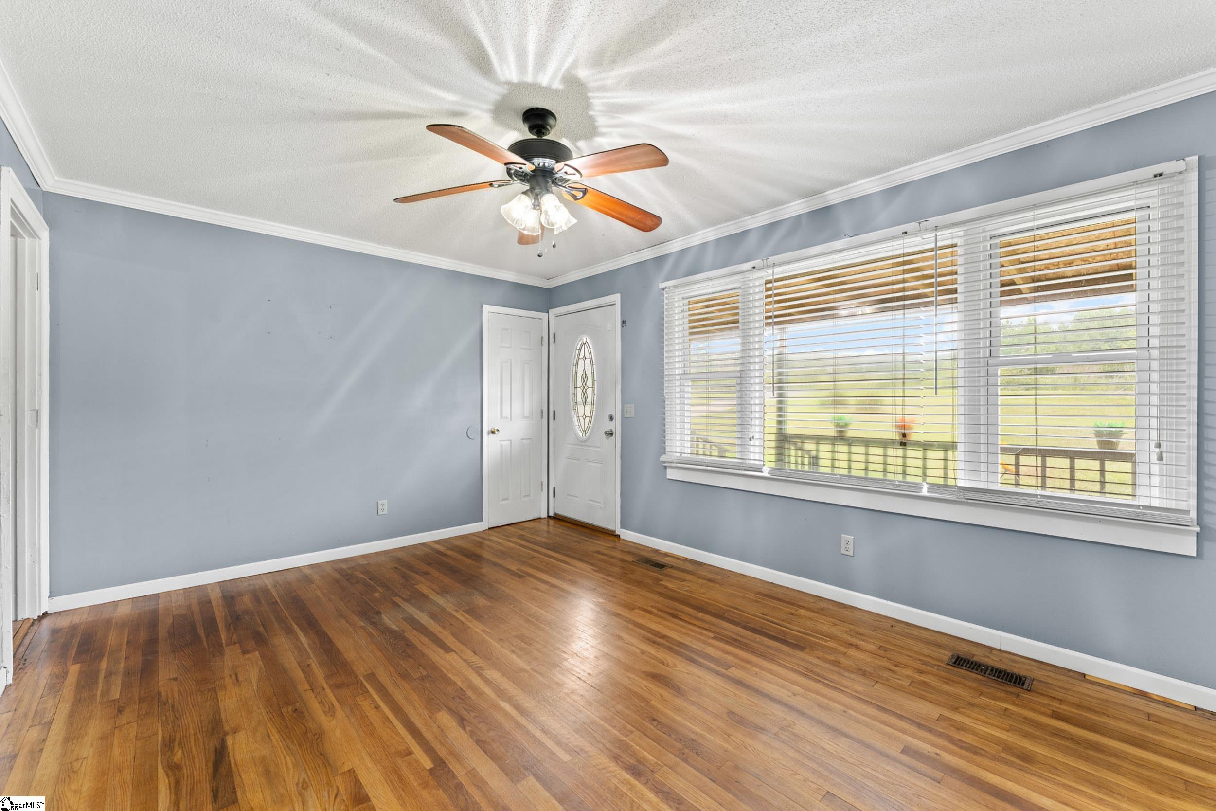1360 Sulphur Springs Road Property Photo 6