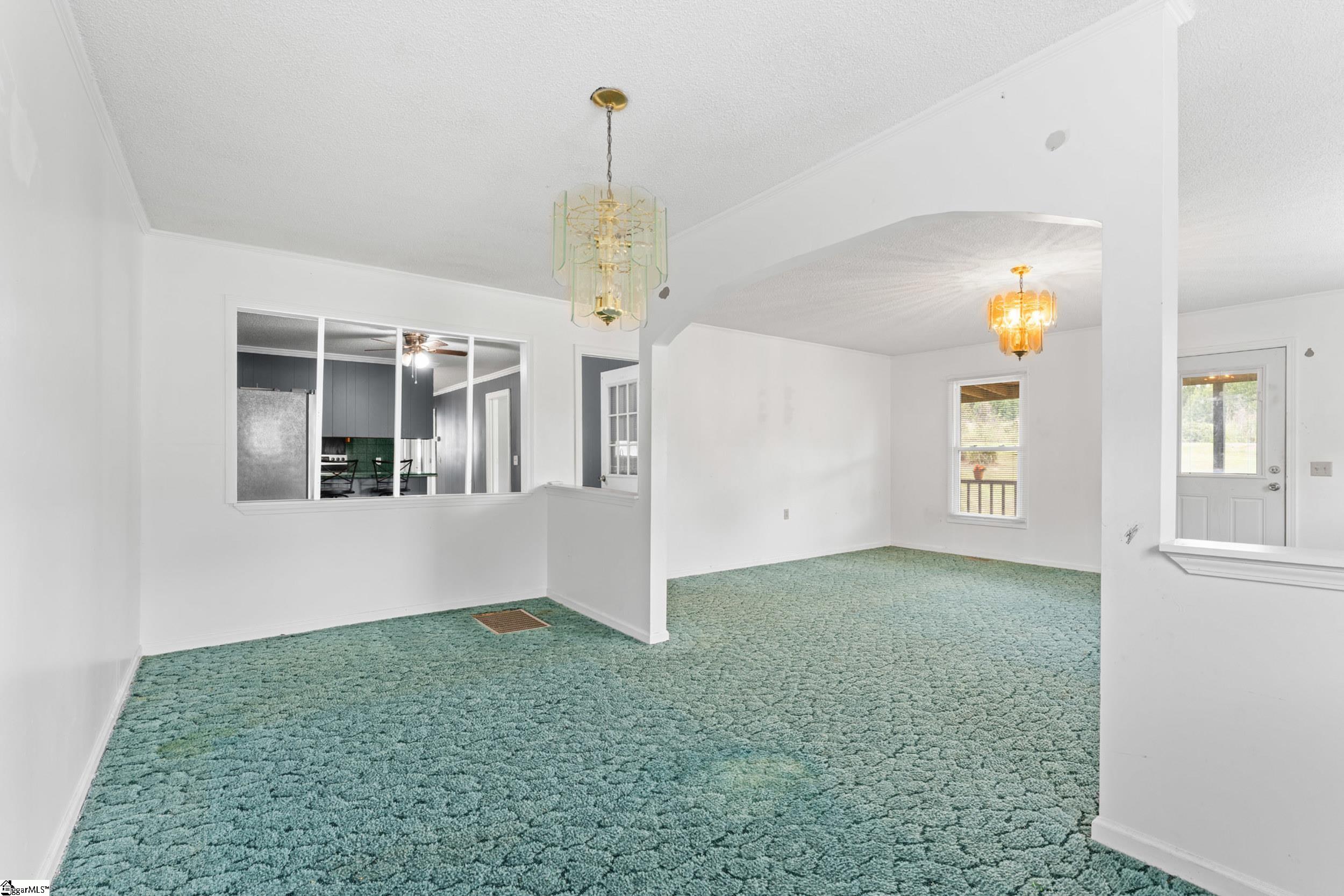1360 Sulphur Springs Road Property Photo 12