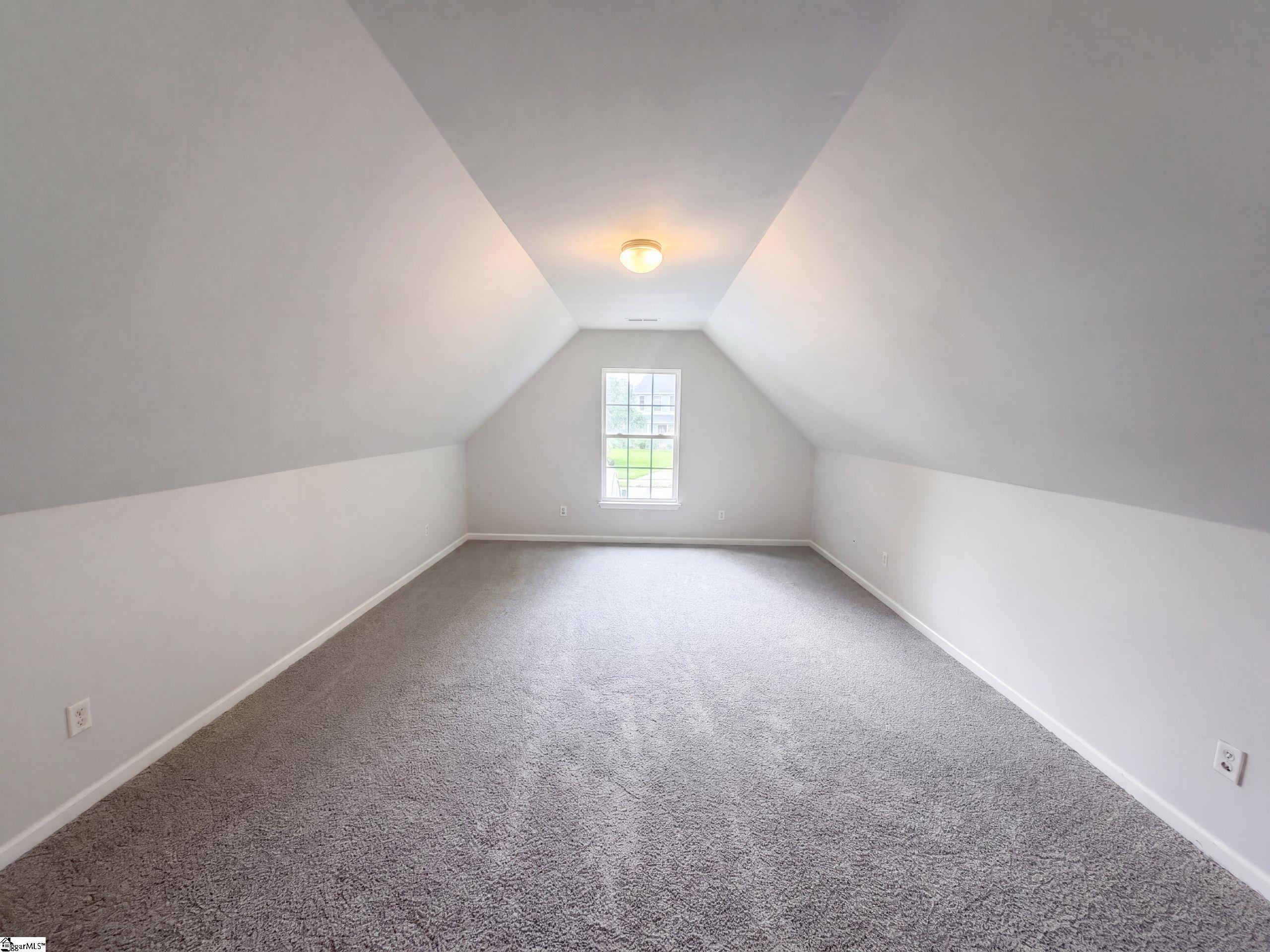122 Catterick Way Property Photo 18