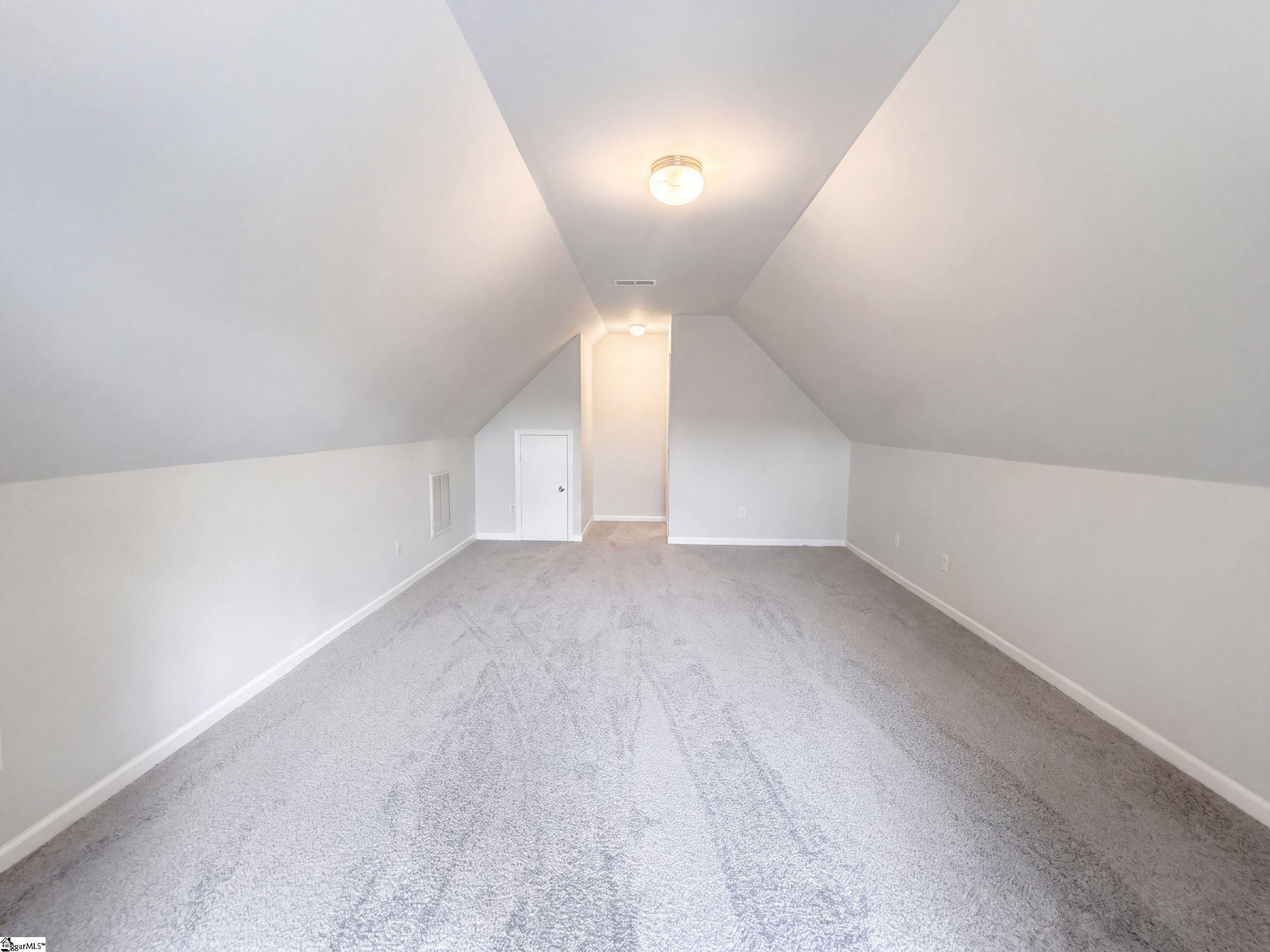 122 Catterick Way Property Photo 19