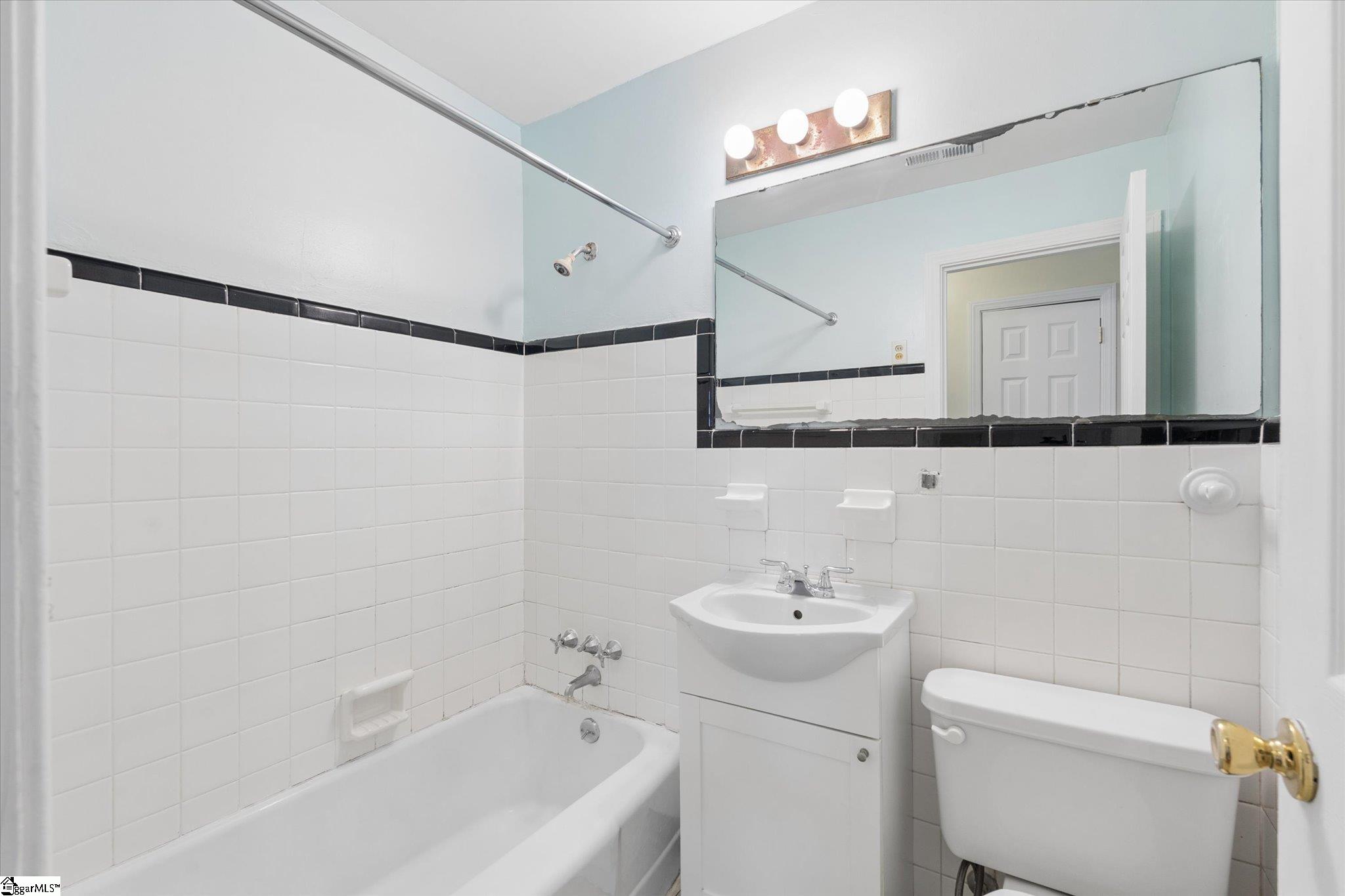 7 Acorn Court Property Photo 21