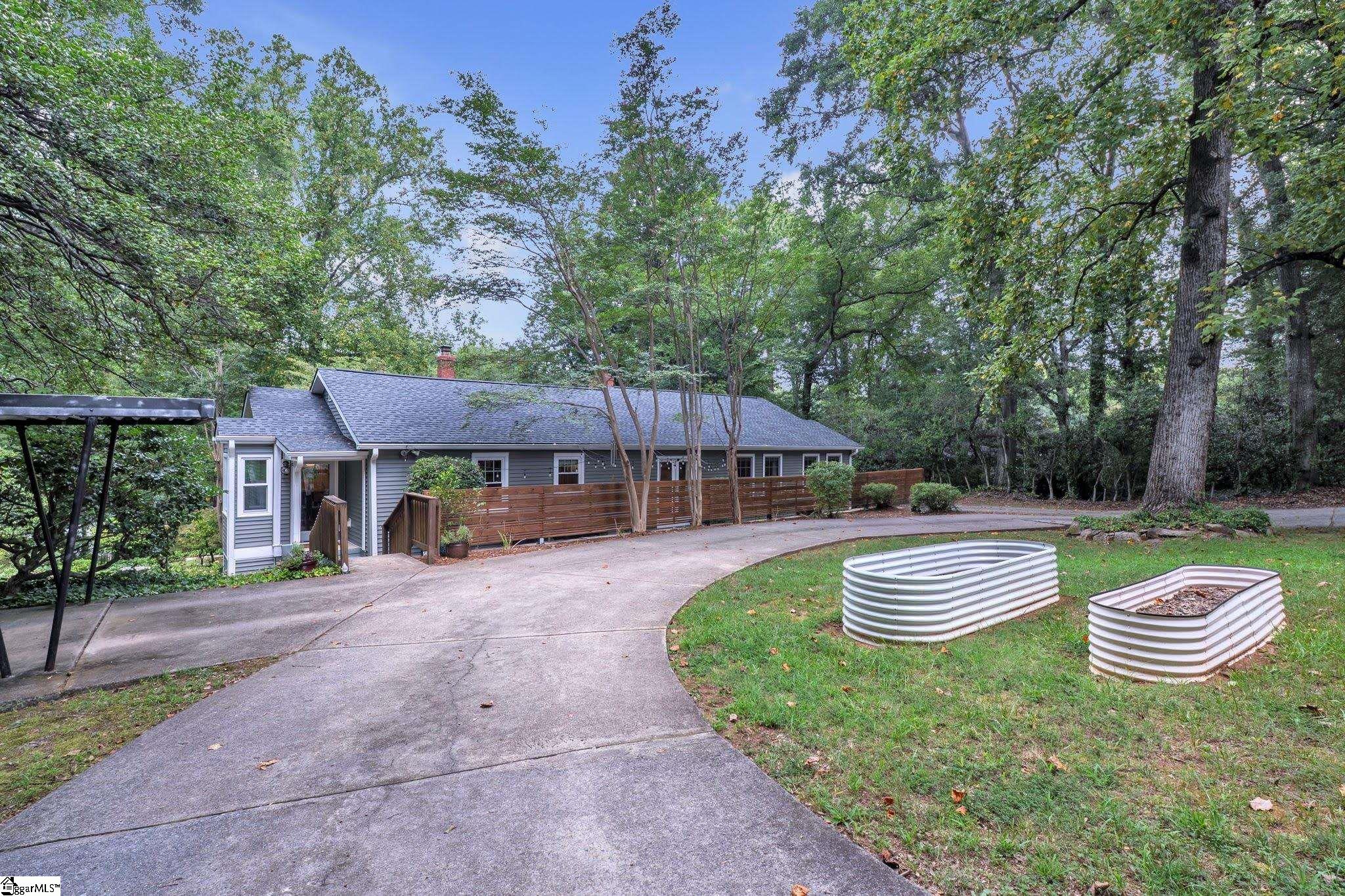 210 Bradley Boulevard Property Photo 40