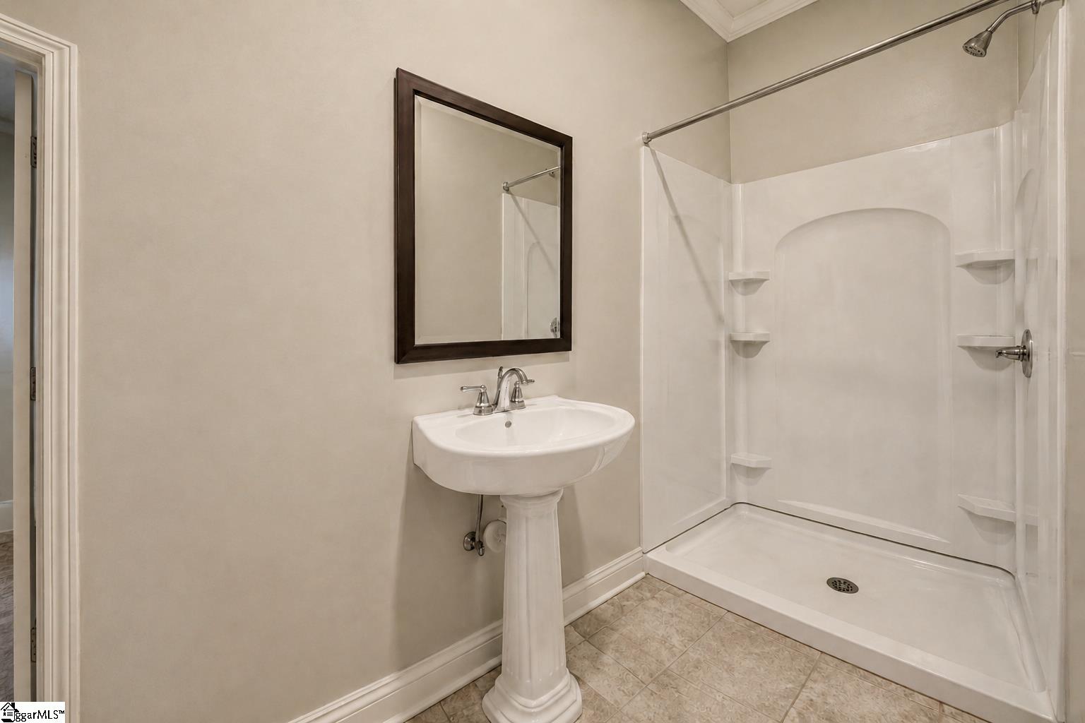 22 Taylor Street Property Photo 11