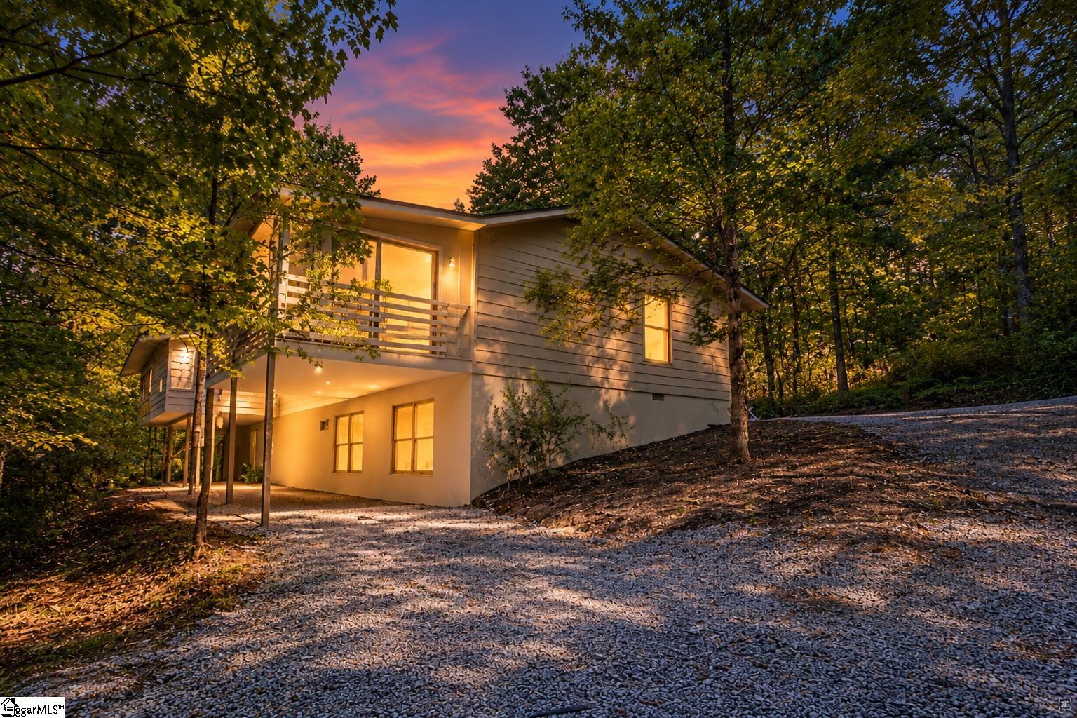 215 Hearthstone Ridge Road Property Photo 1