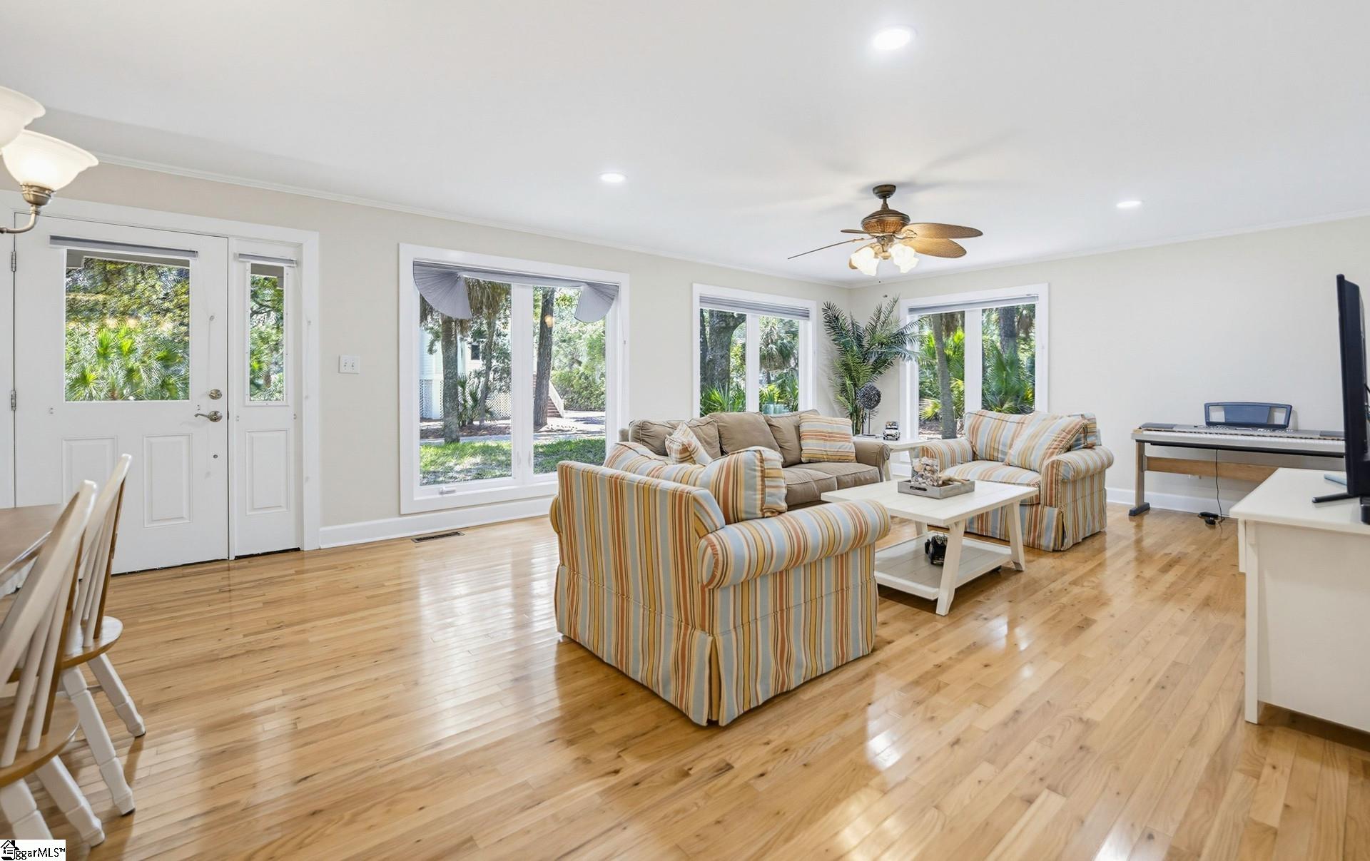 371 Speckled Trout Road Property Photo 12