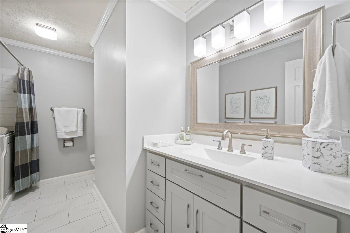 103 Hollymont Court Property Photo 19