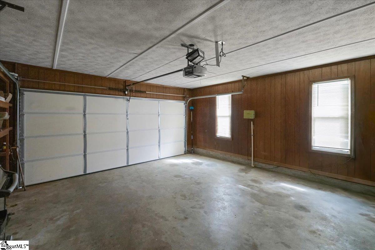 103 Hollymont Court Property Photo 33