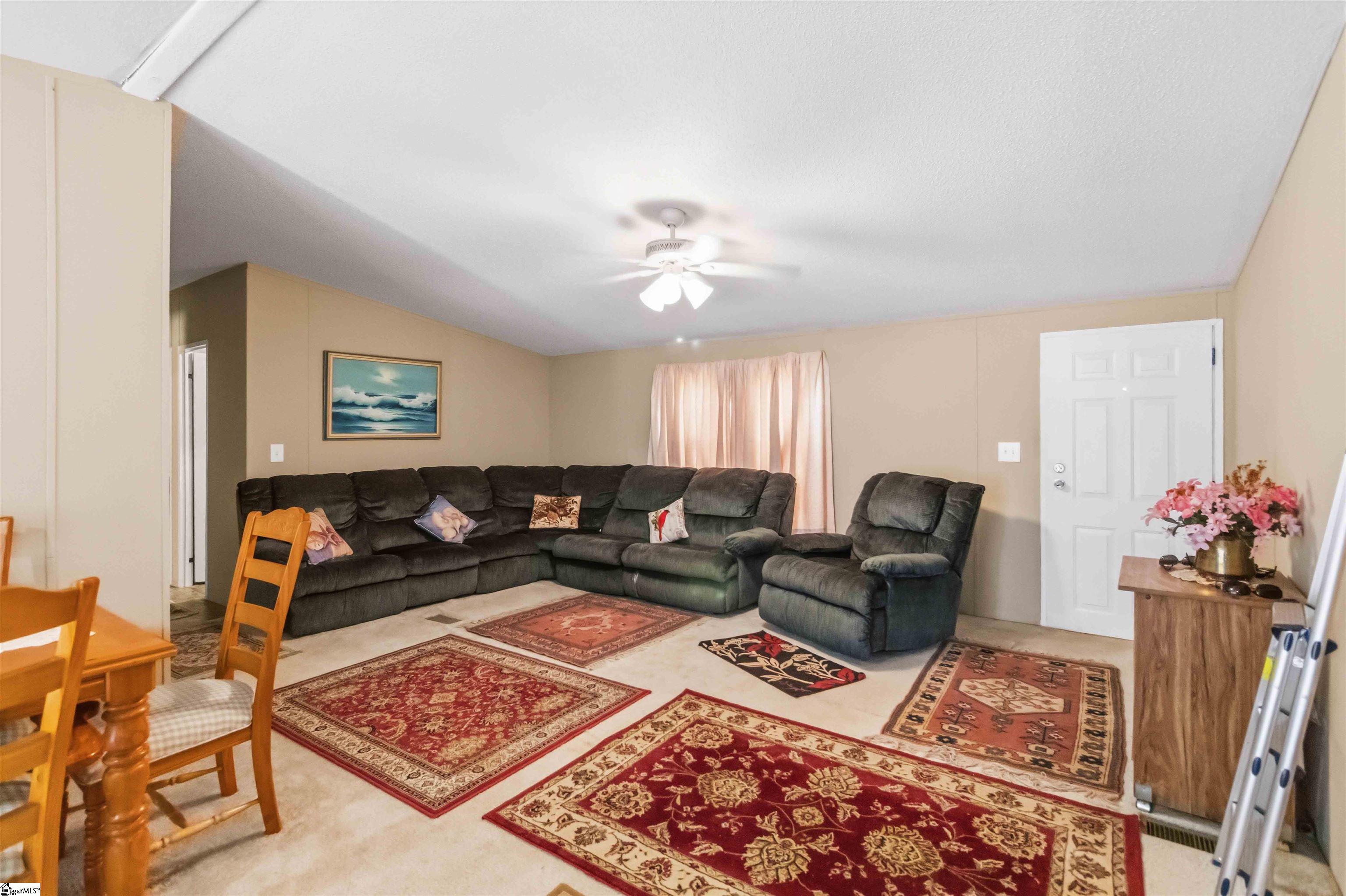 138 T C Bannister Road Property Photo 3