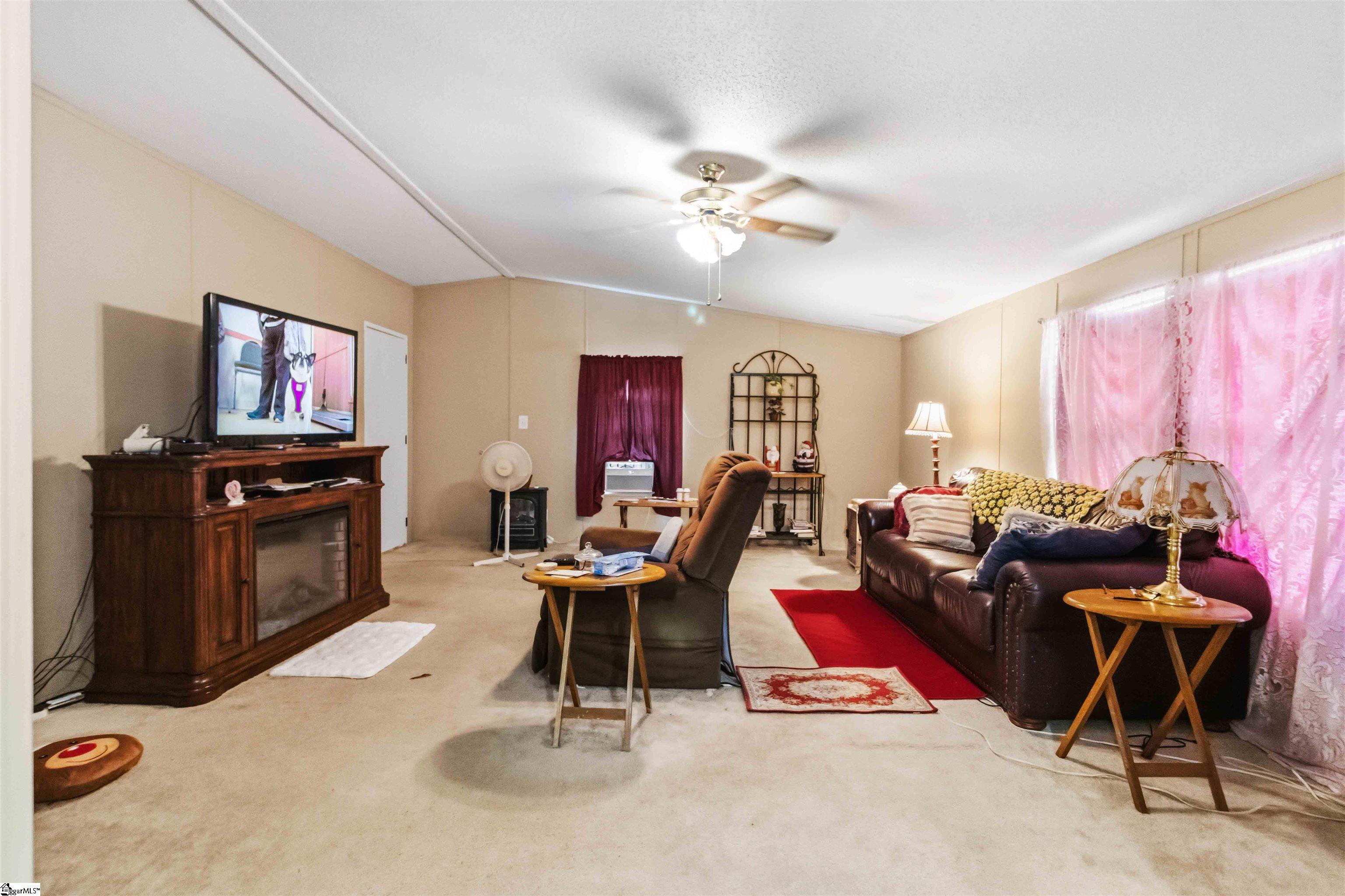 138 T C Bannister Road Property Photo 11