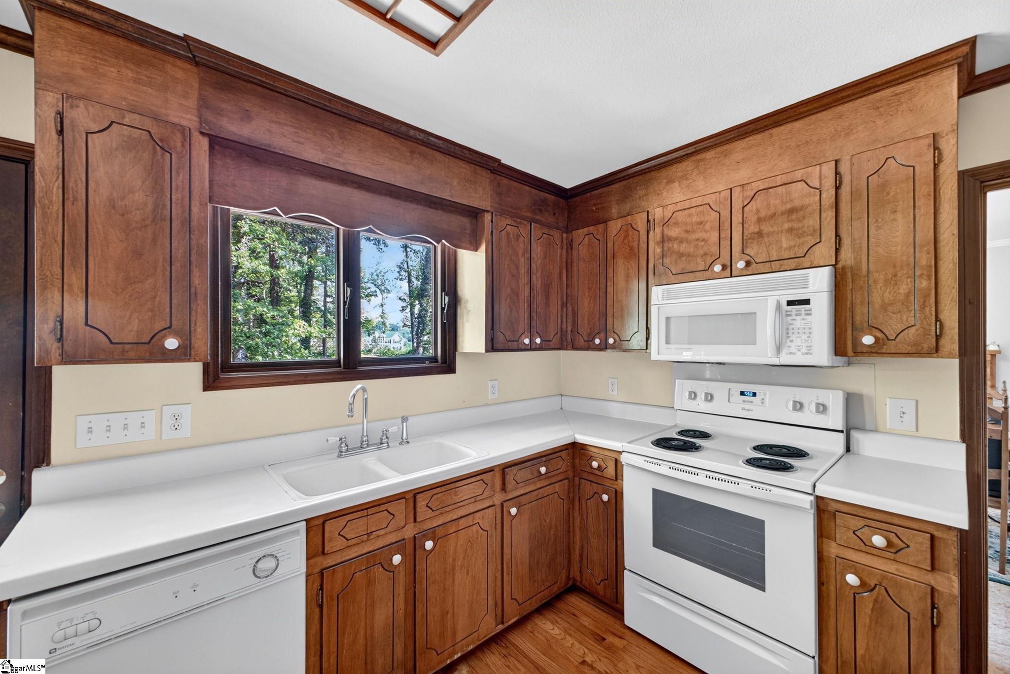 21 Terrain Drive Property Photo 11