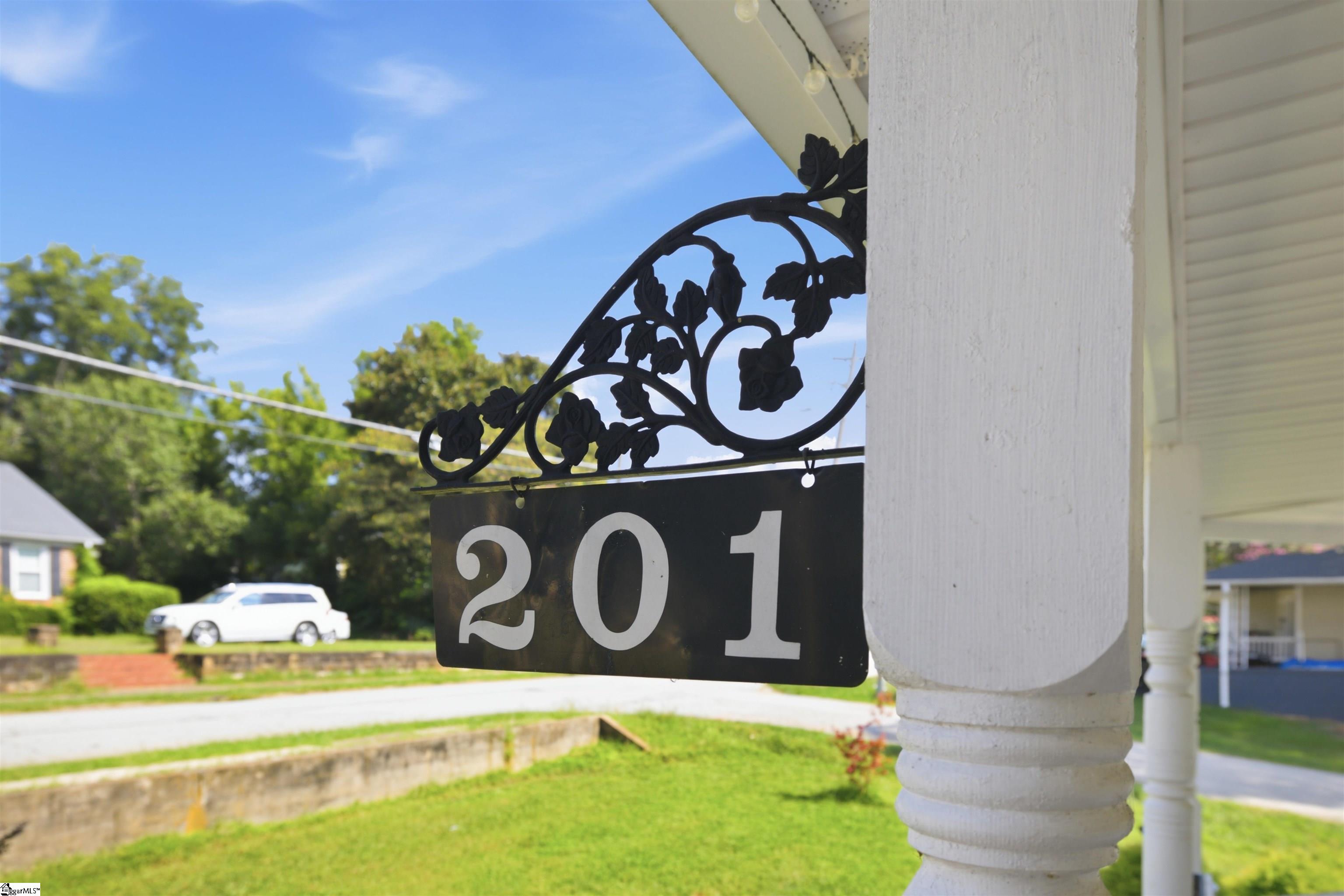201 Wardlaw Street Property Photo 2