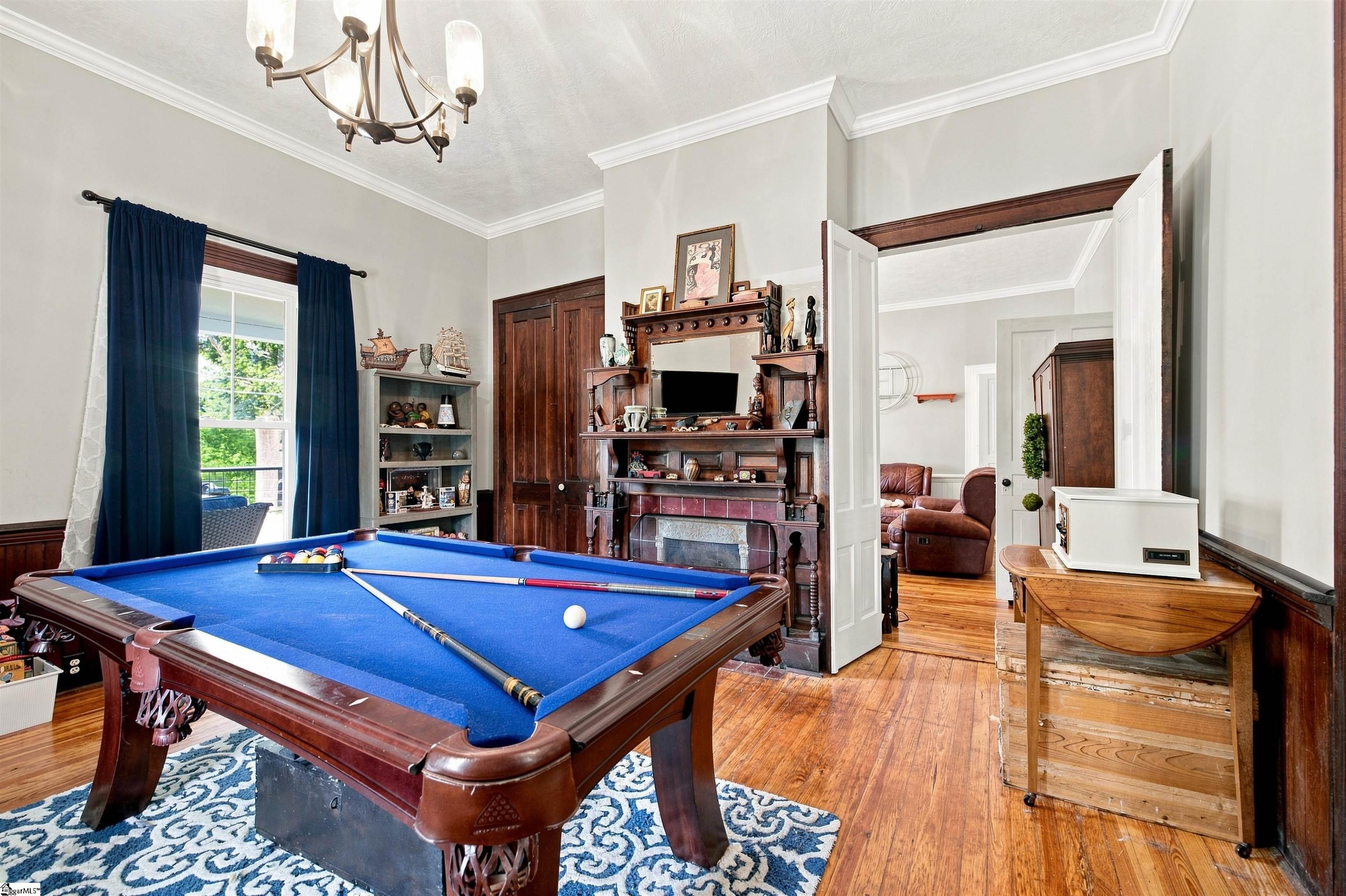 201 Wardlaw Street Property Photo 9