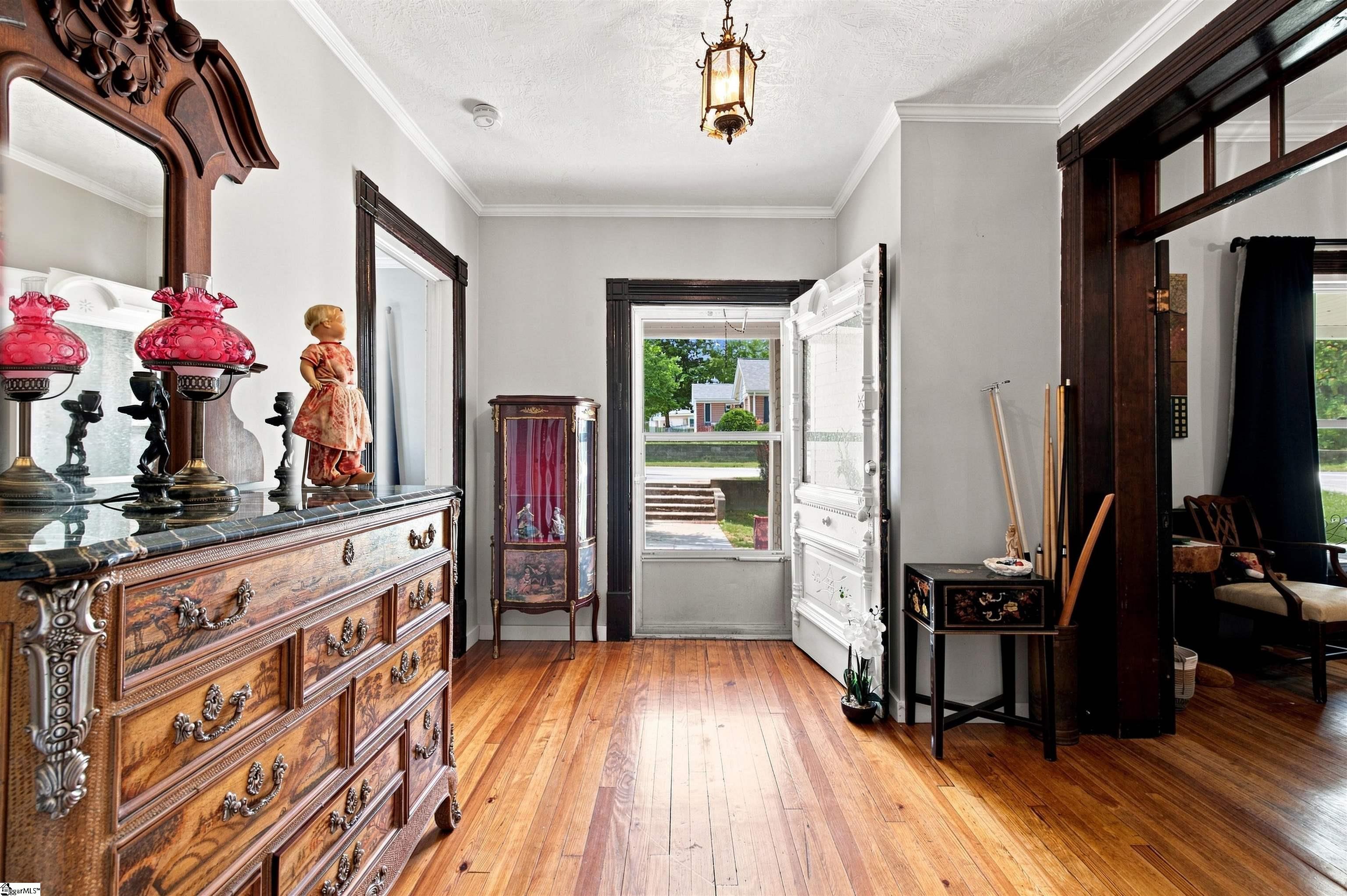 201 Wardlaw Street Property Photo 11