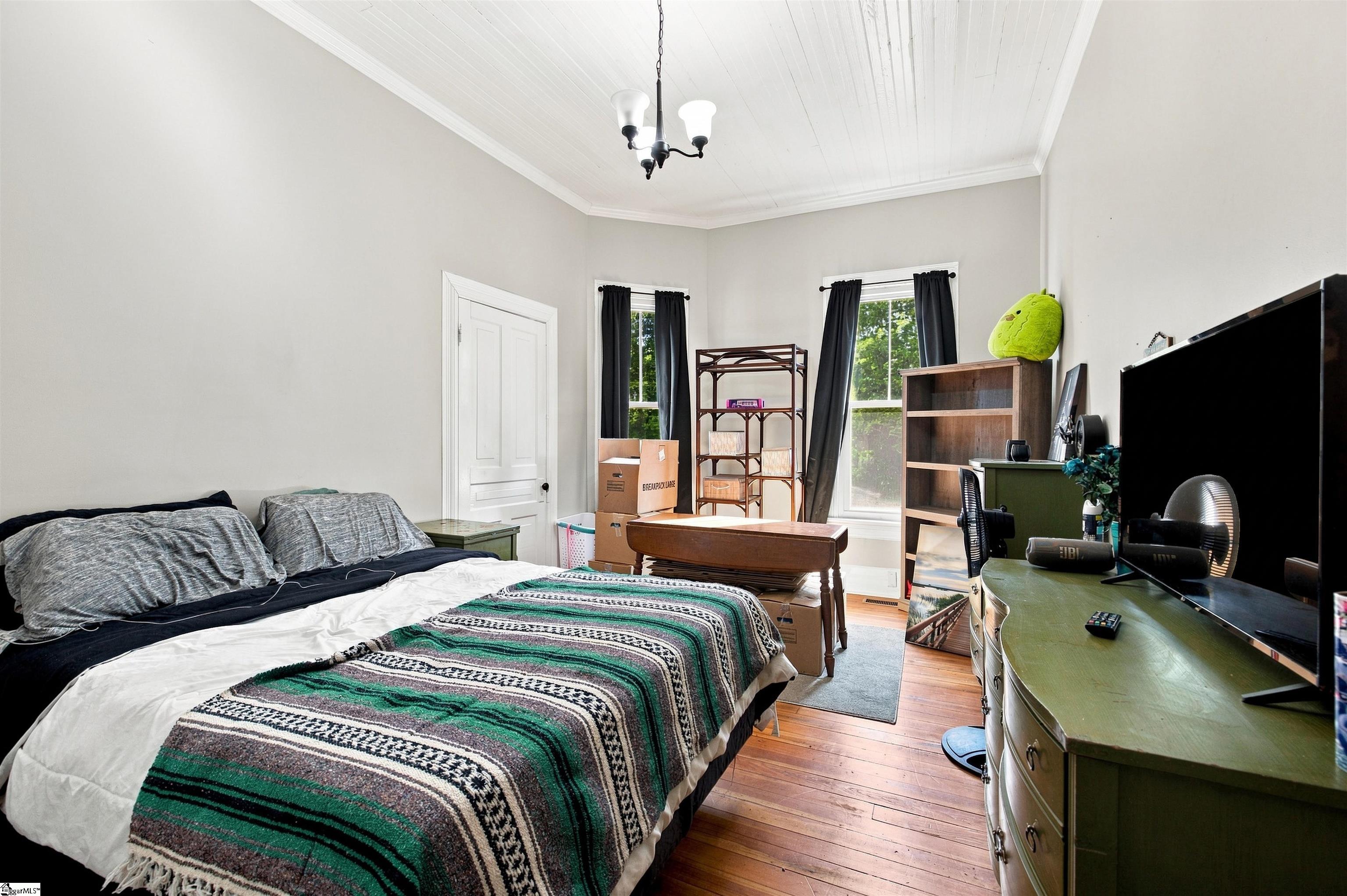 201 Wardlaw Street Property Photo 13