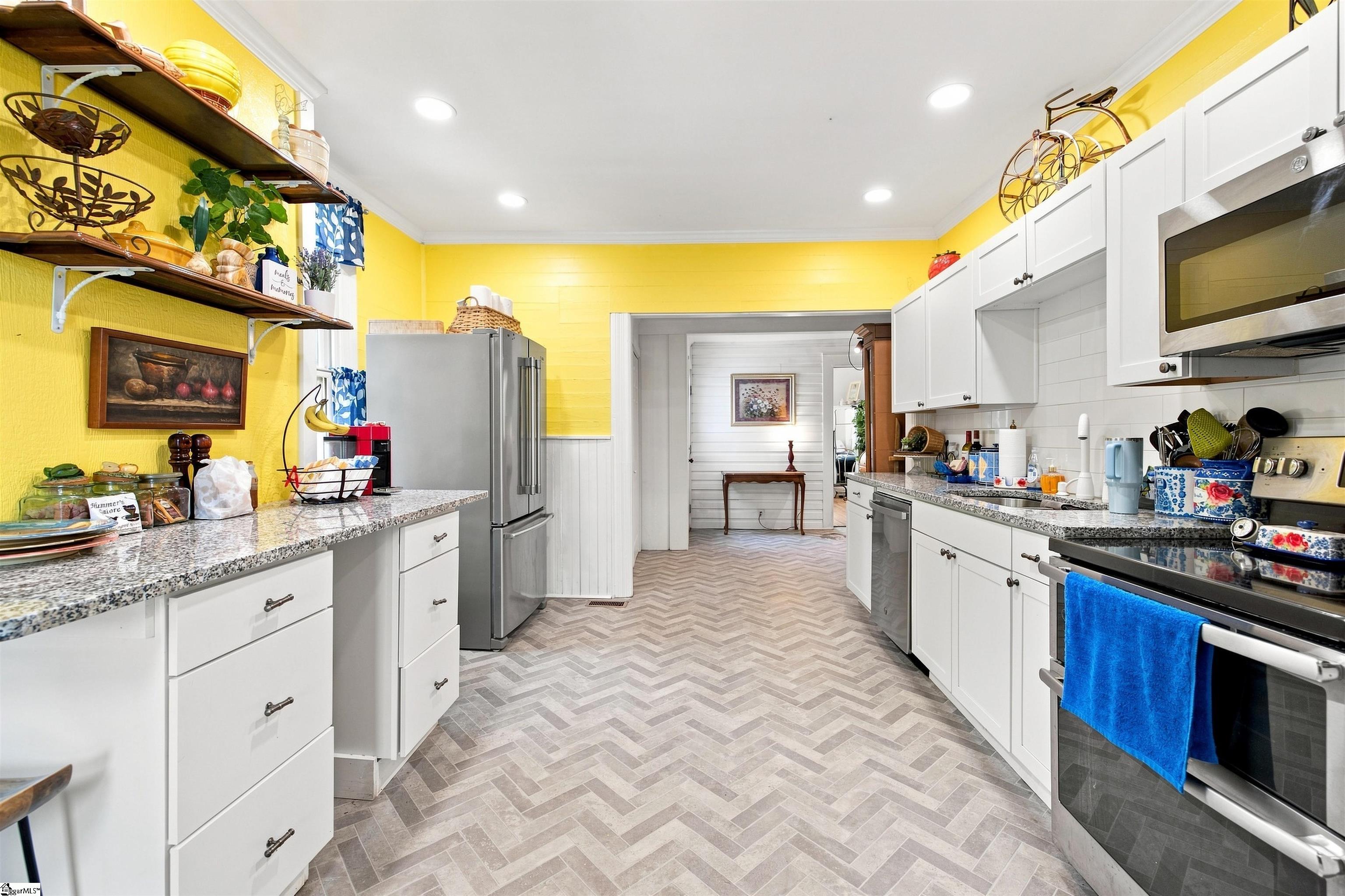 201 Wardlaw Street Property Photo 22