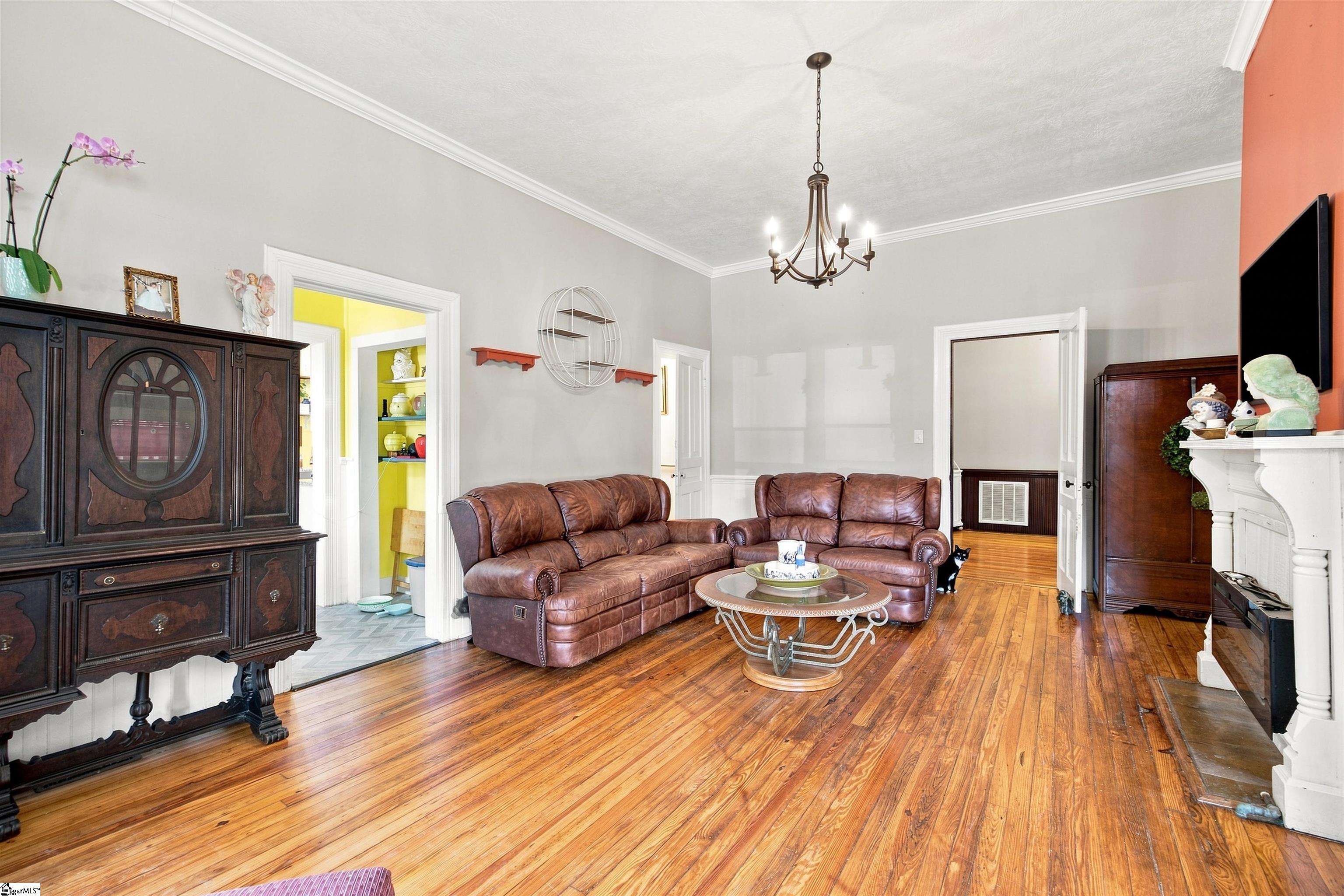 201 Wardlaw Street Property Photo 24