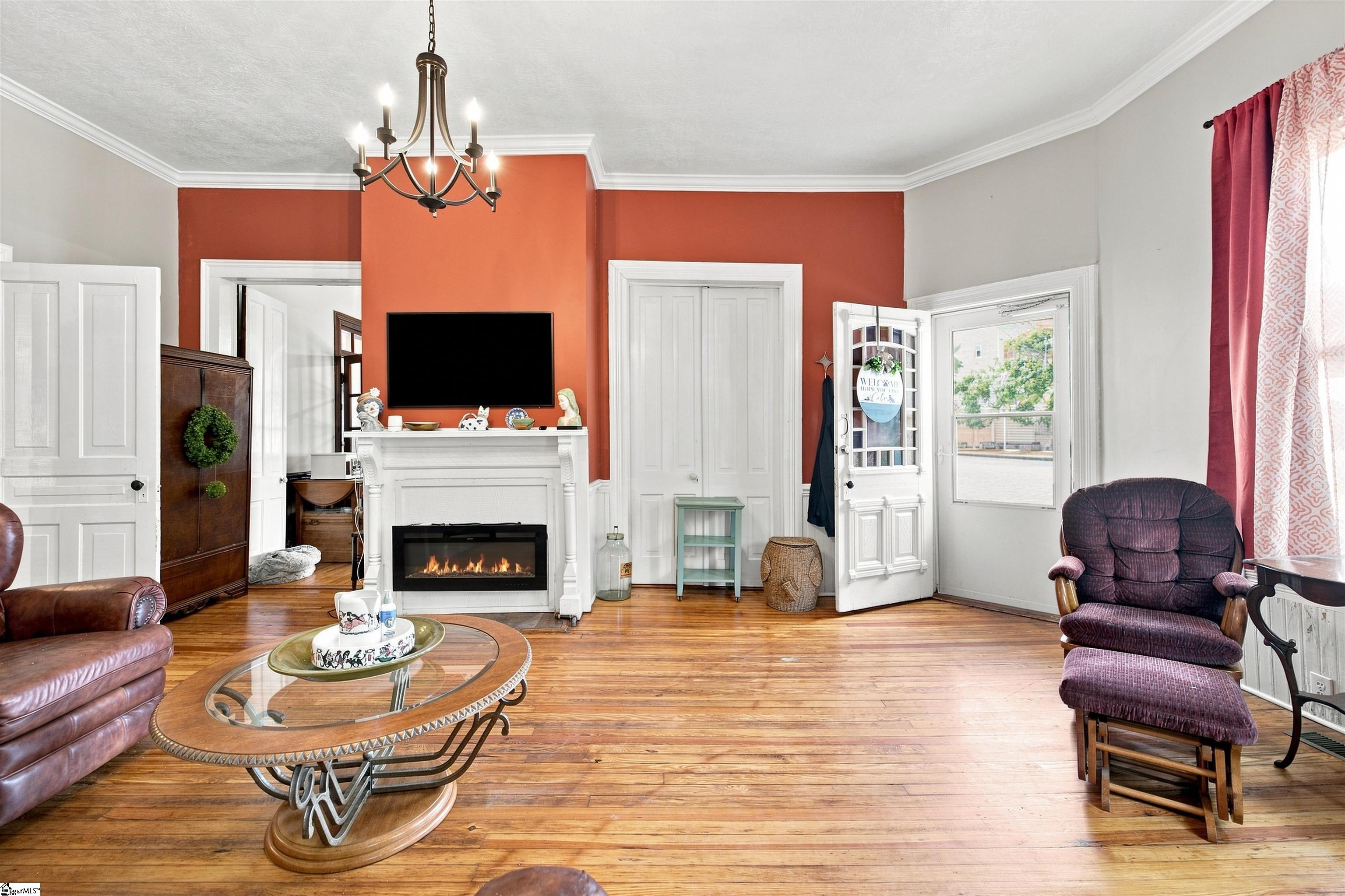 201 Wardlaw Street Property Photo 25