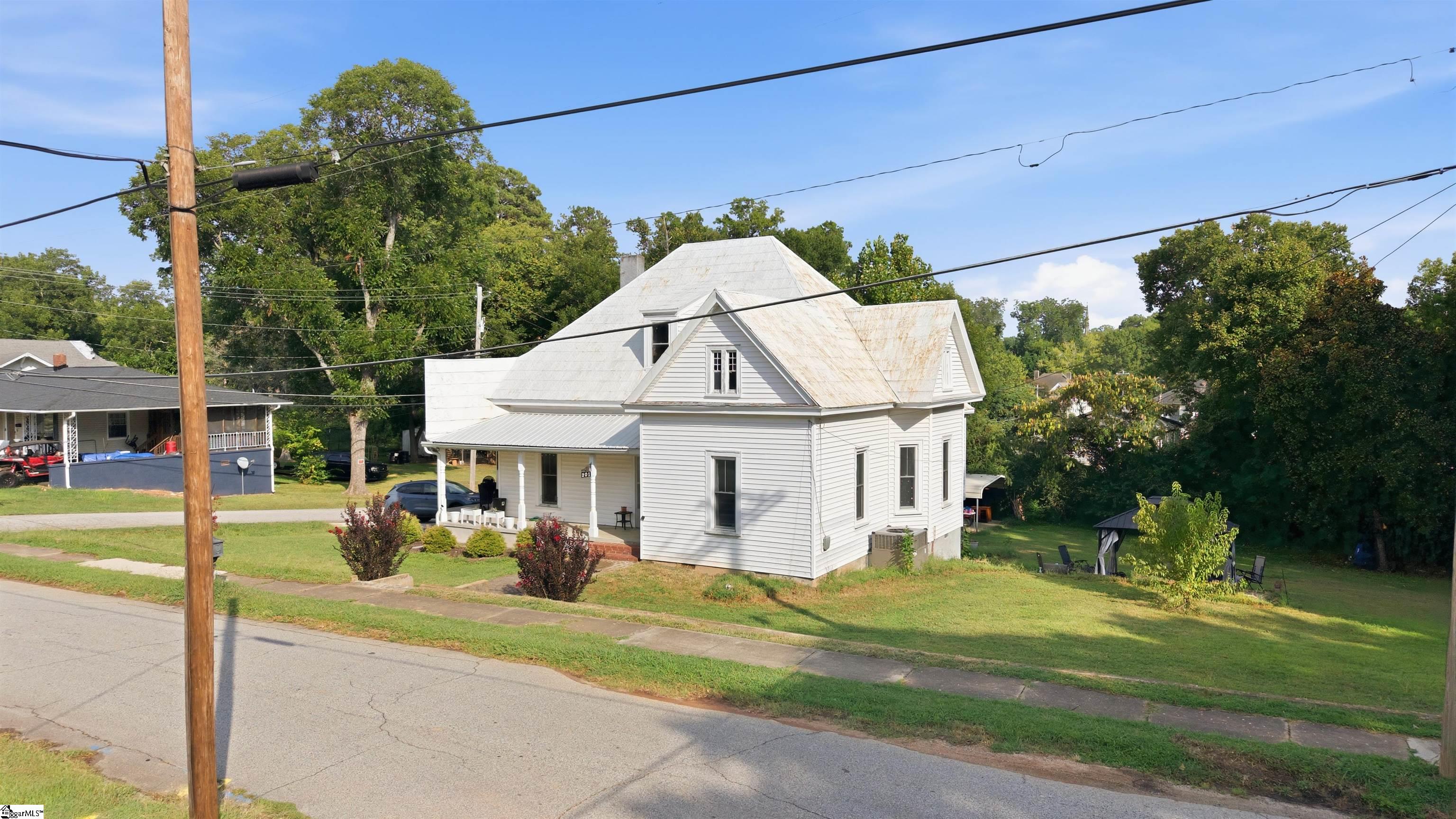 201 Wardlaw Street Property Photo 31