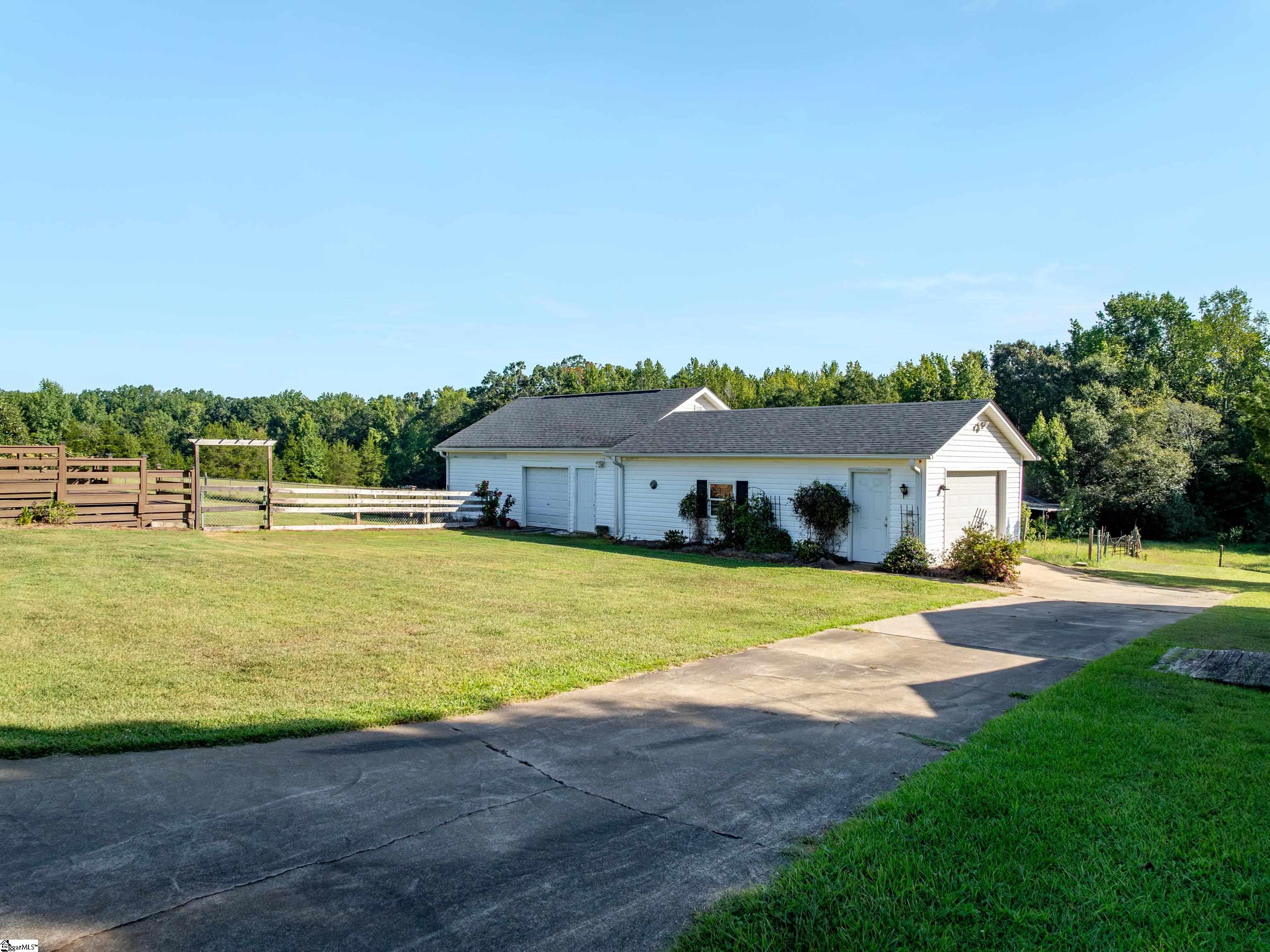 1955 E Georgia Road Property Photo 12