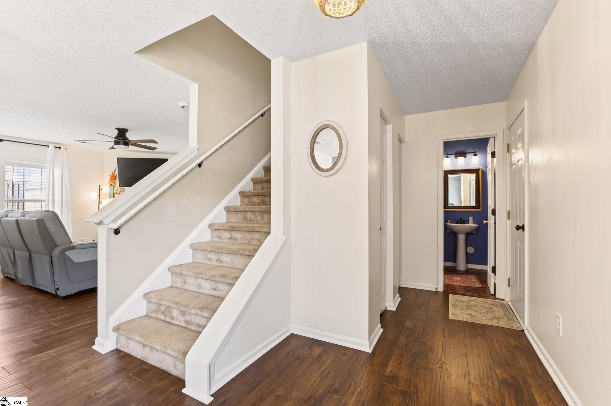501 Westbury Way Property Photo 10