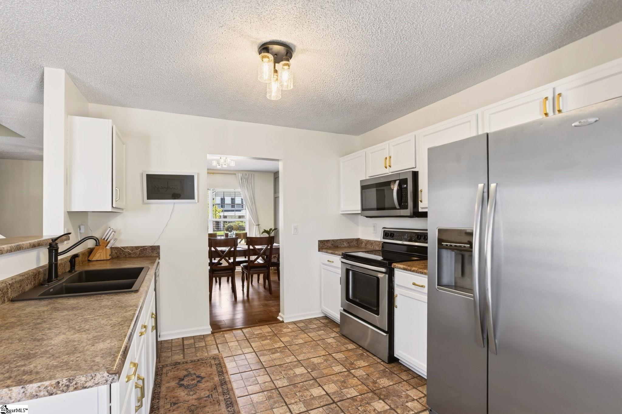 501 Westbury Way Property Photo 14