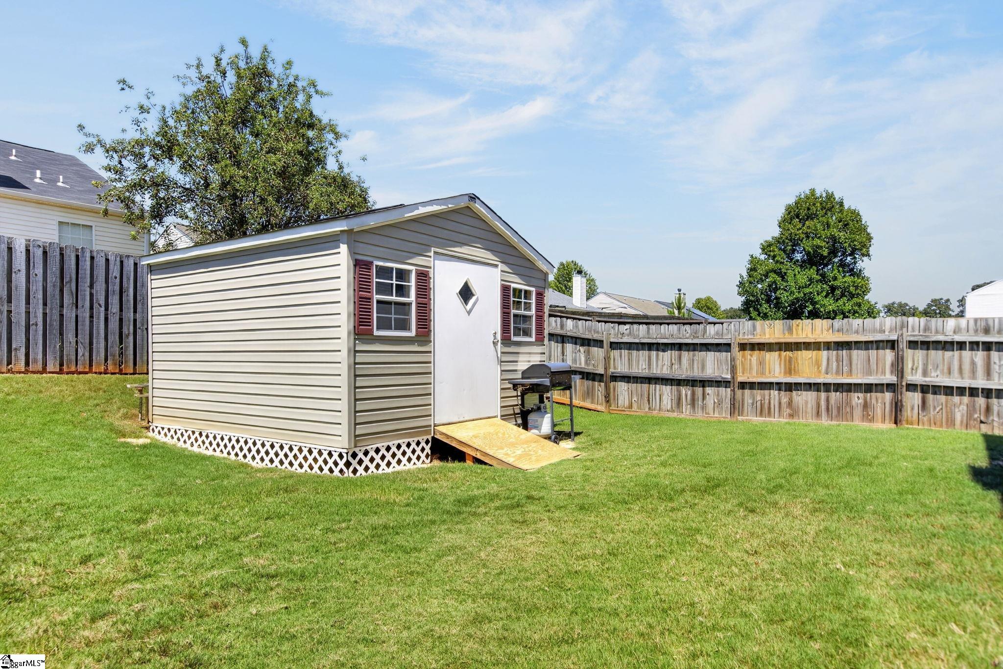 501 Westbury Way Property Photo 38