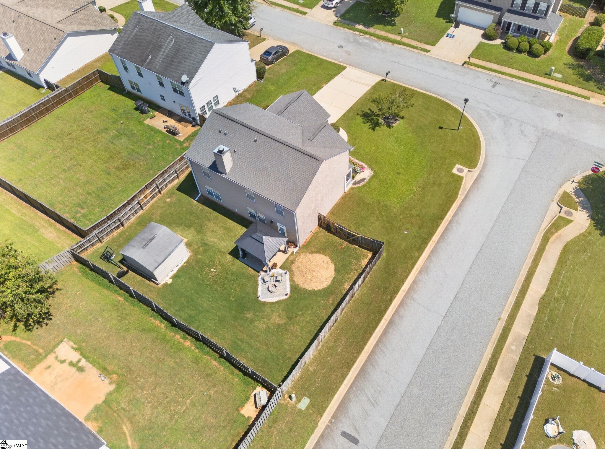 501 Westbury Way Property Photo 42