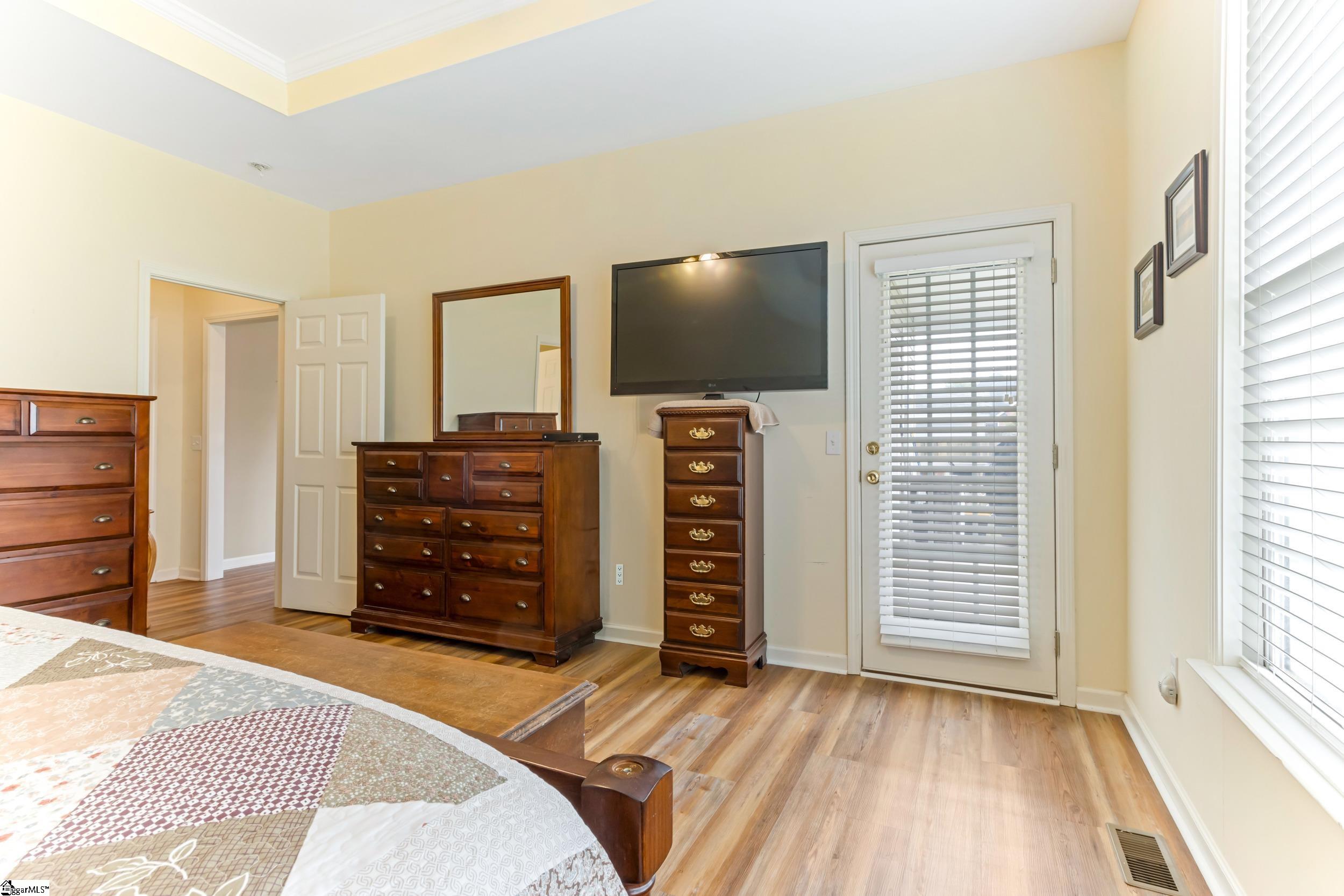 203 Summergrass Drive Property Photo 8