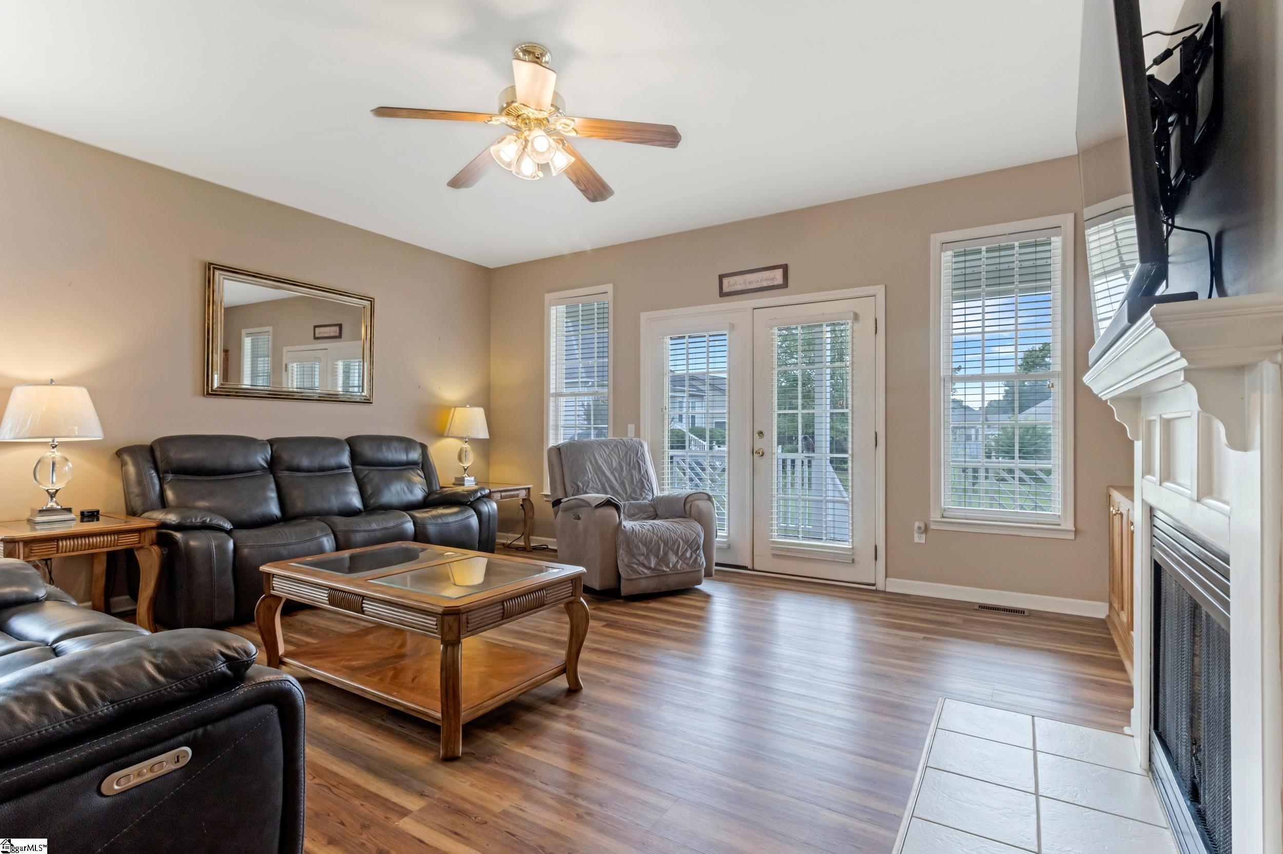 203 Summergrass Drive Property Photo 12