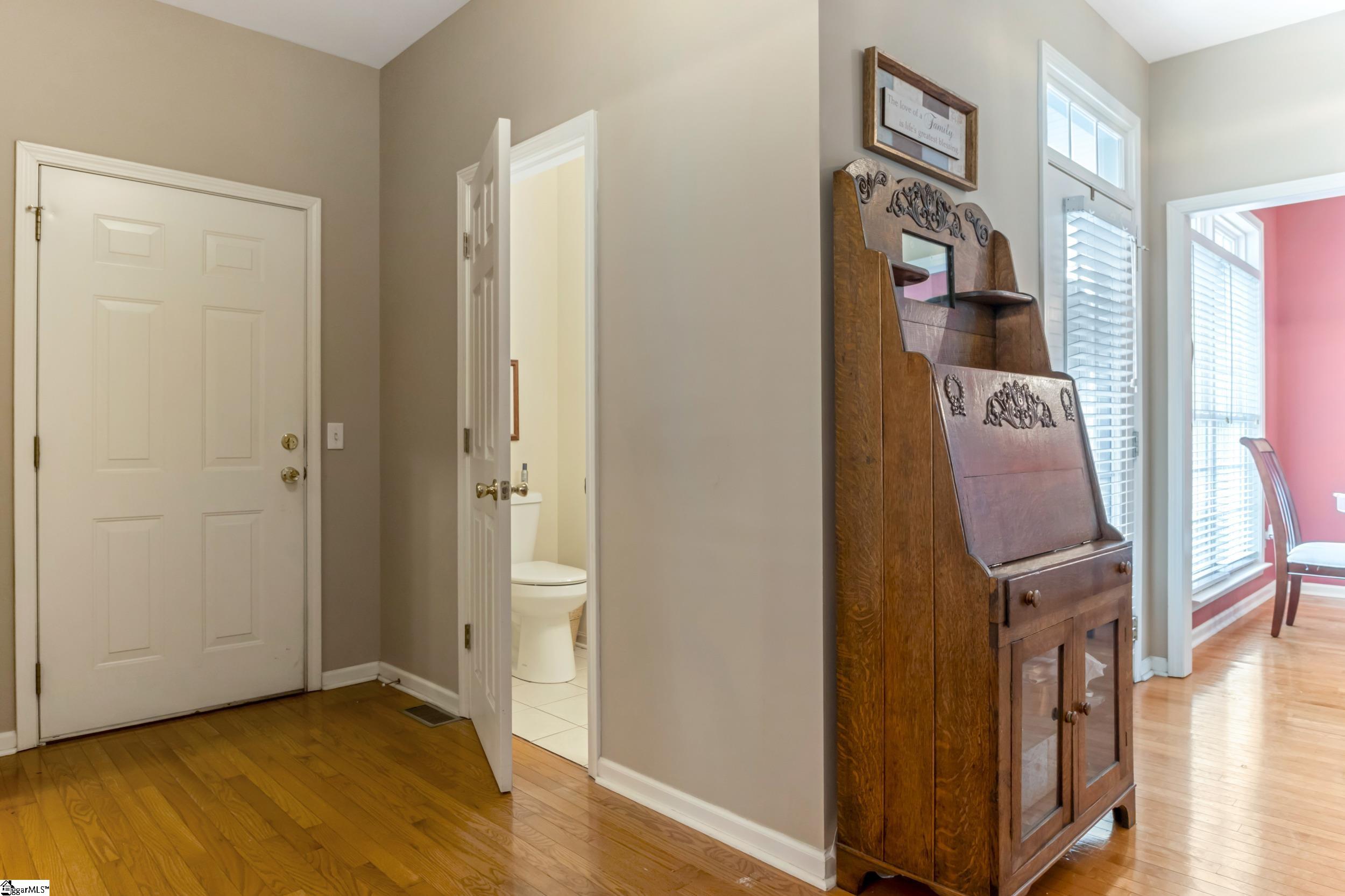 203 Summergrass Drive Property Photo 16