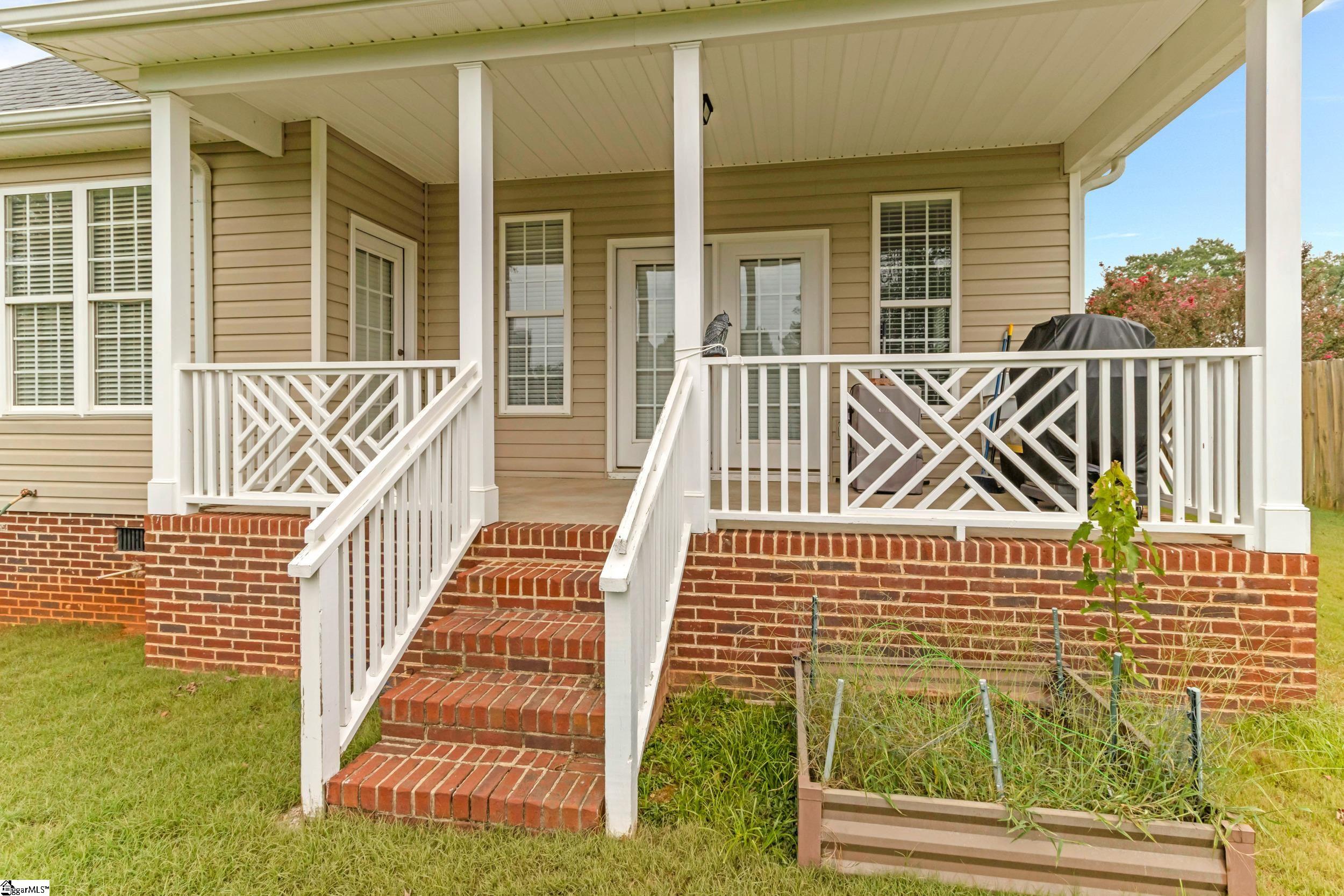 203 Summergrass Drive Property Photo 35