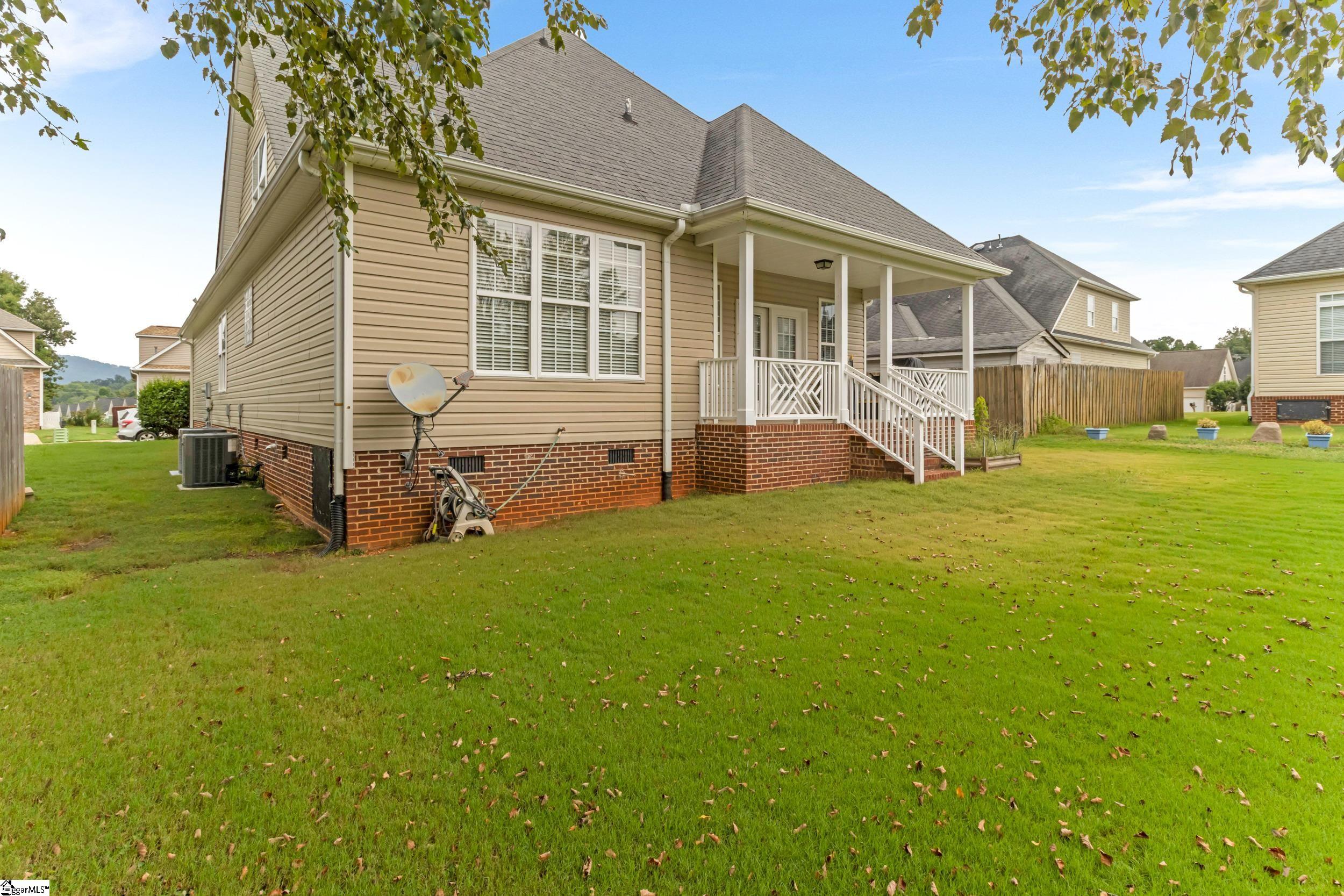 203 Summergrass Drive Property Photo 36