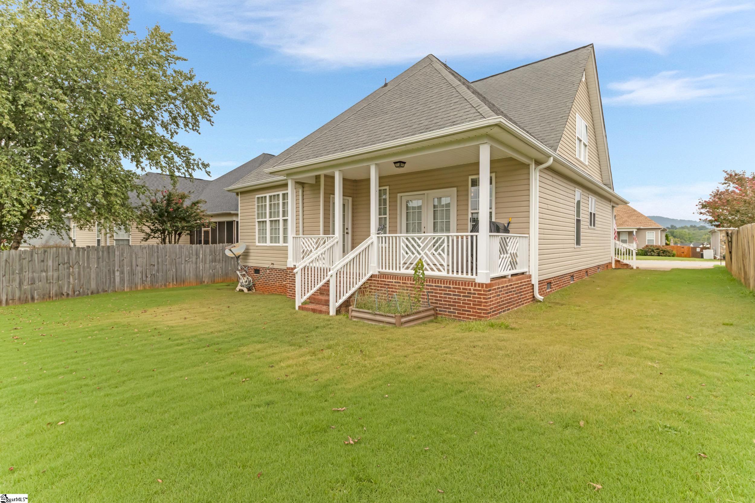 203 Summergrass Drive Property Photo 37