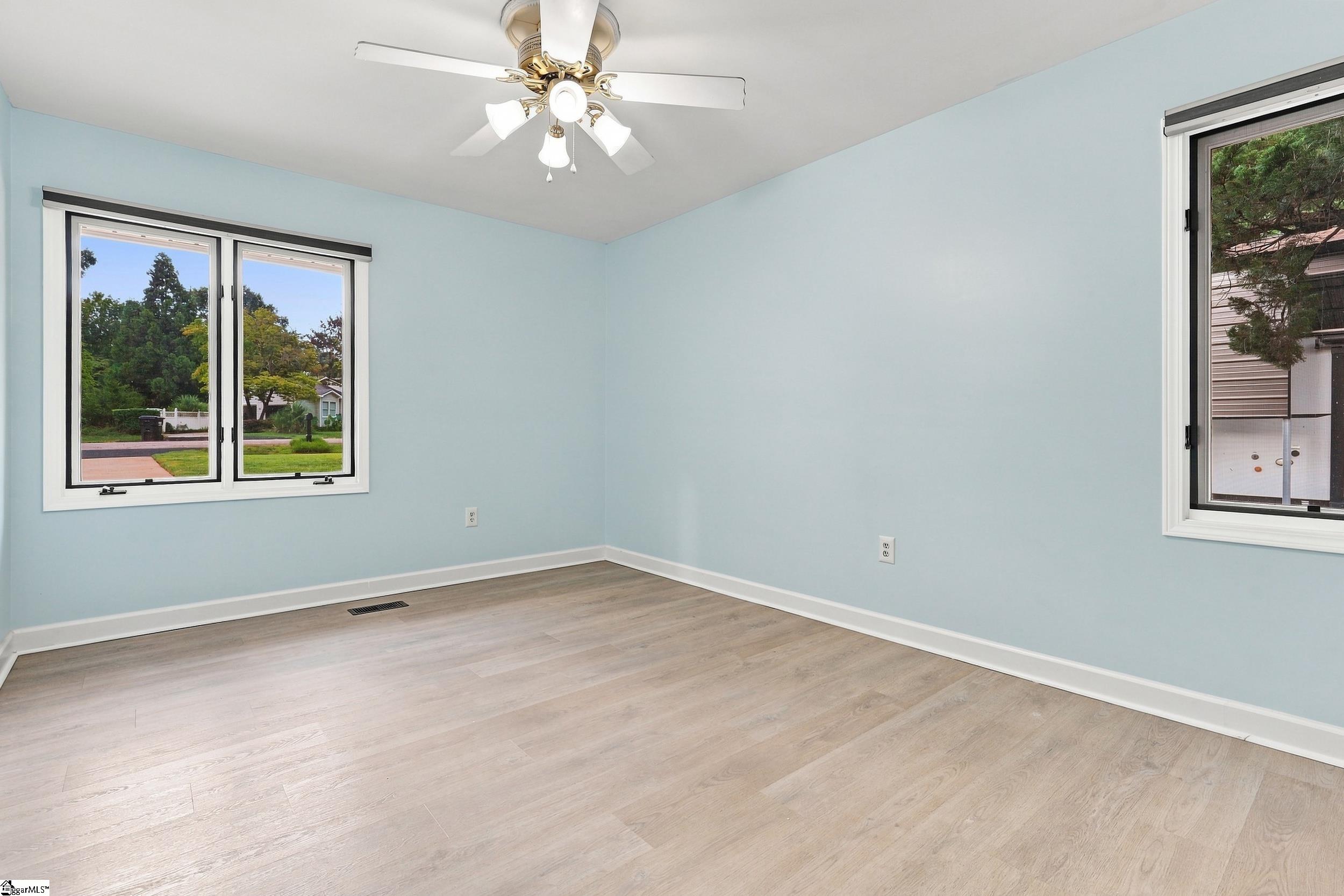 203 Knoxwood Court Property Photo 26