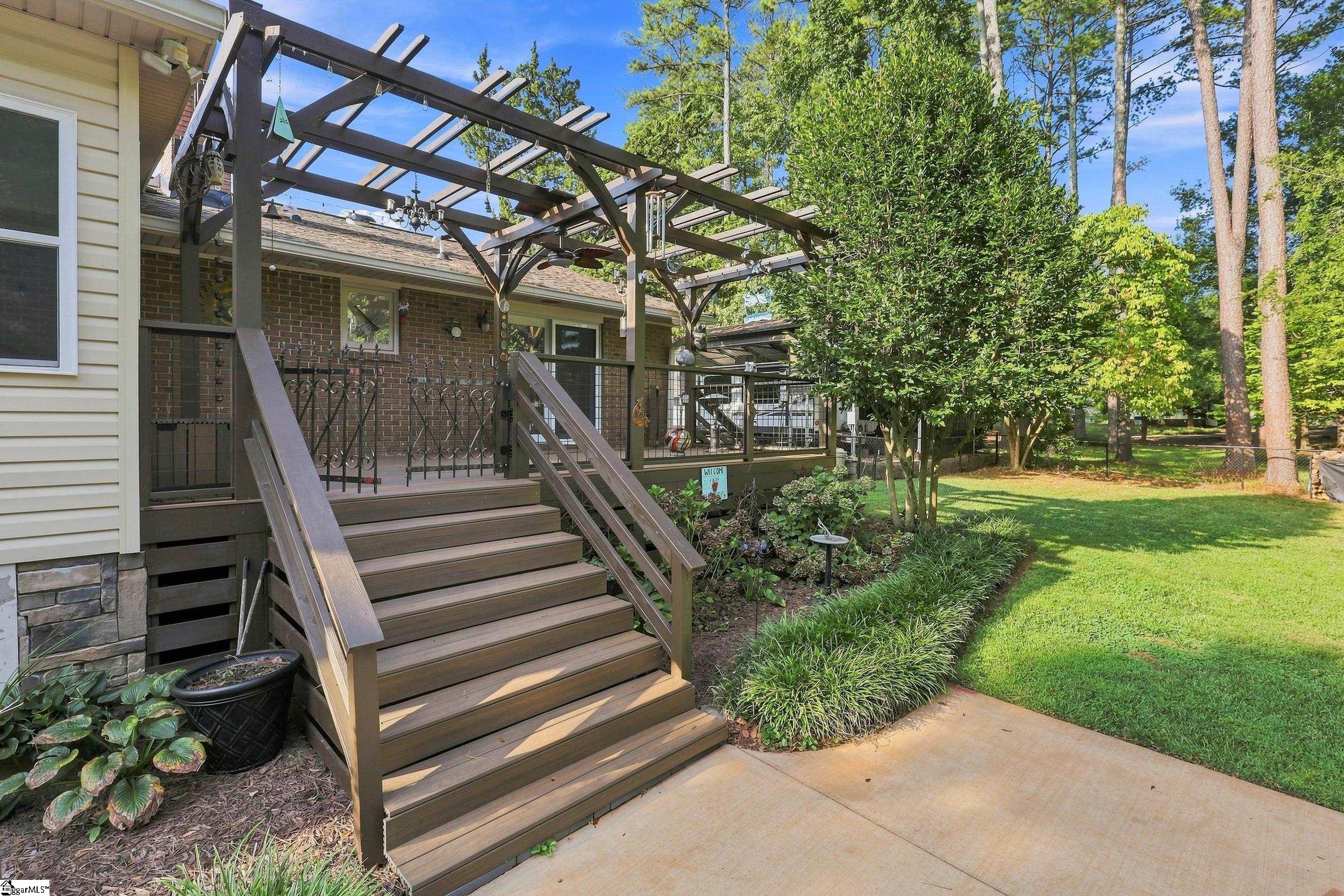 203 Knoxwood Court Property Photo 33