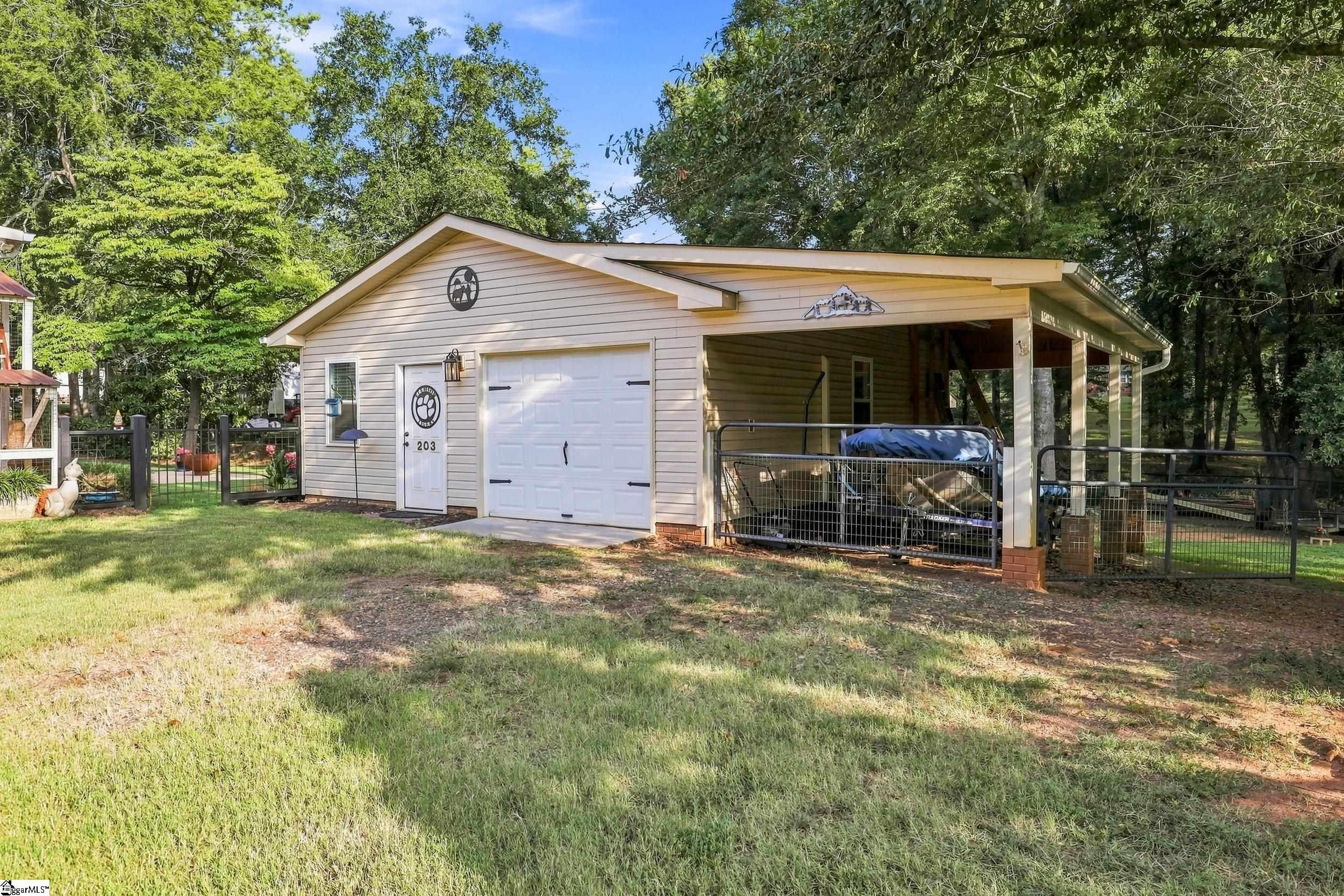 203 Knoxwood Court Property Photo 34