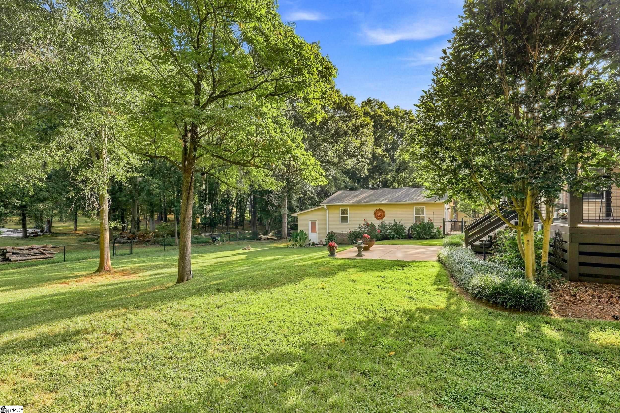 203 Knoxwood Court Property Photo 40