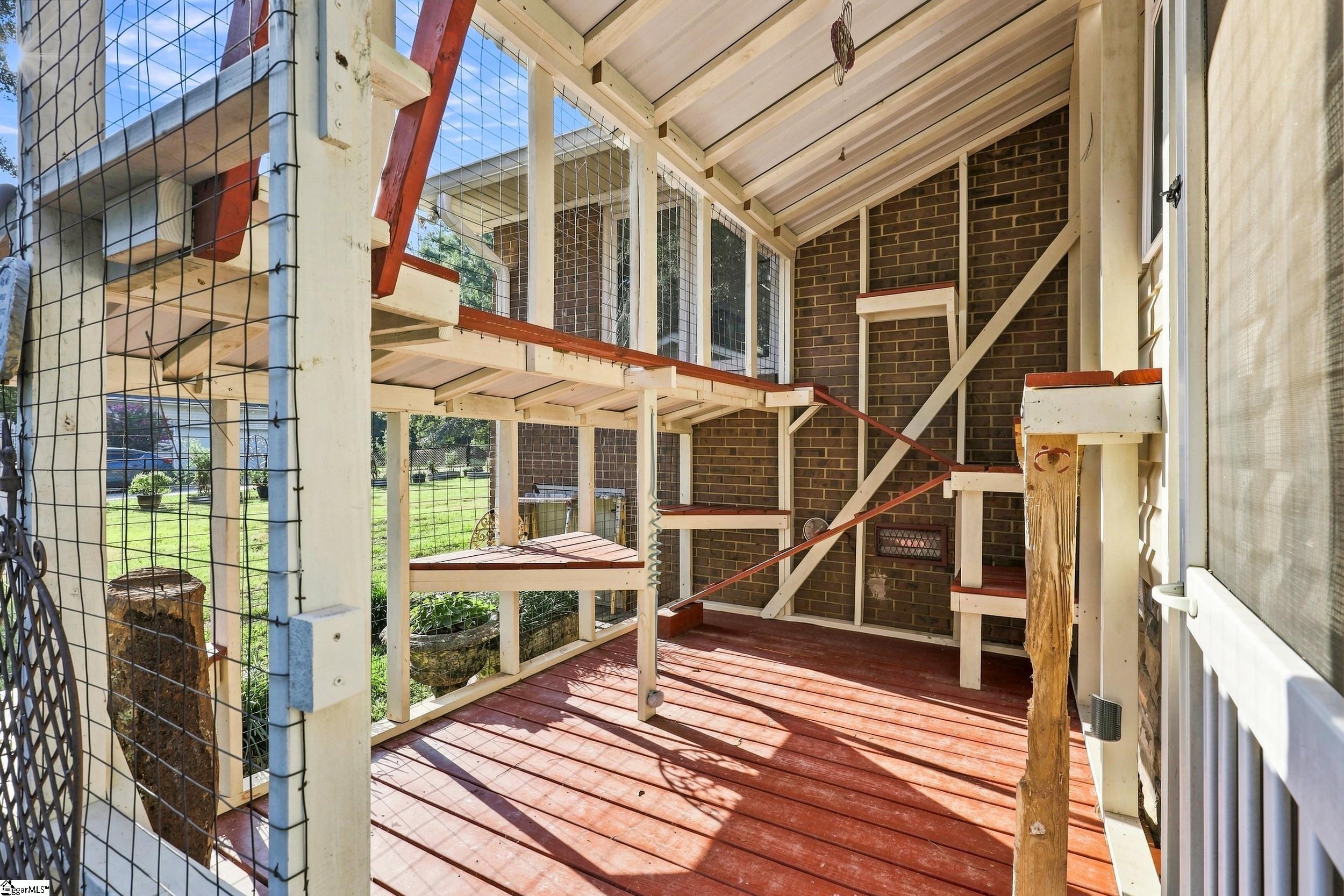 203 Knoxwood Court Property Photo 46